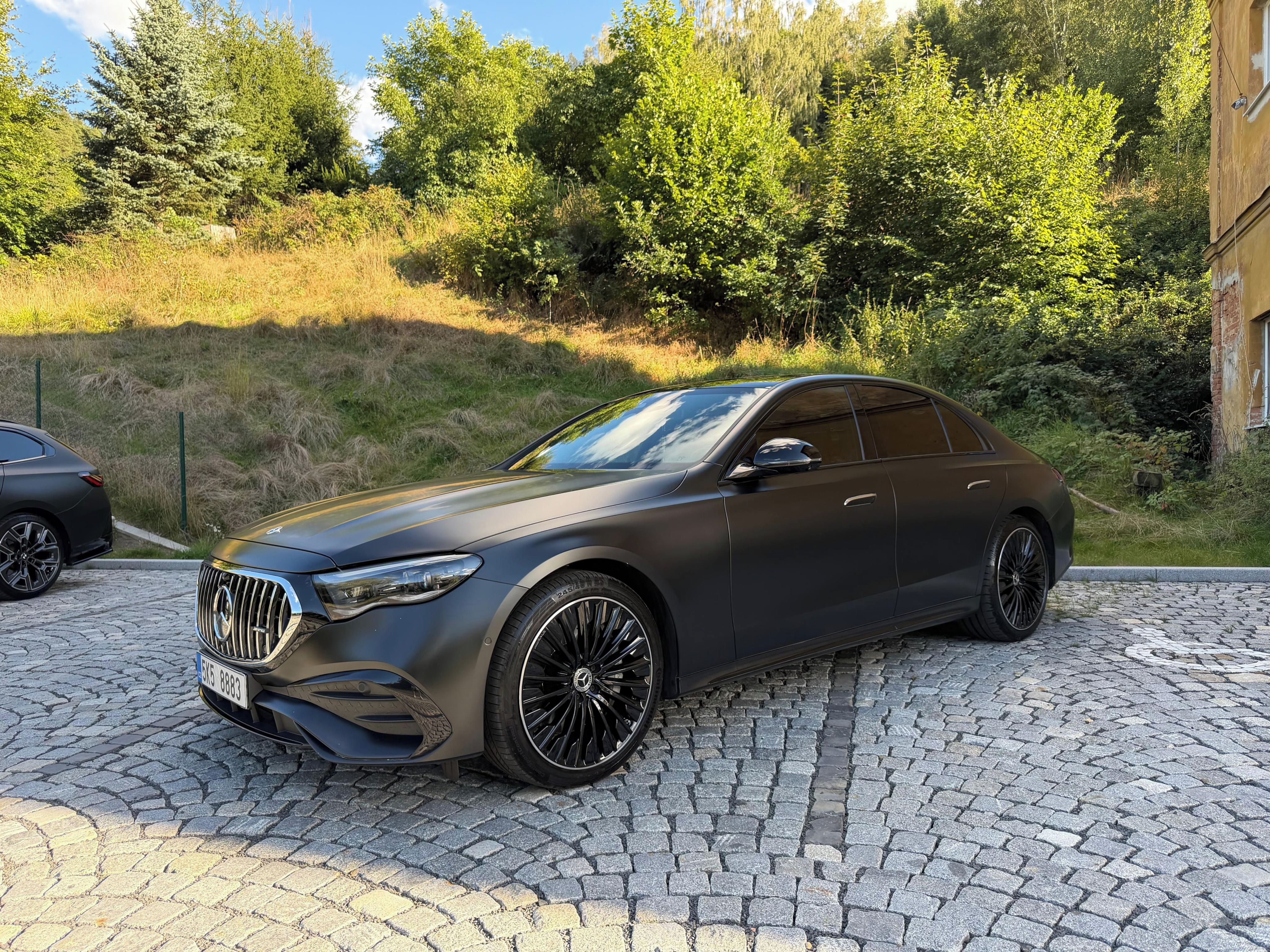 Mercedes-Benz Třídy E, Mercedes E450d - TOP VÝBAVA