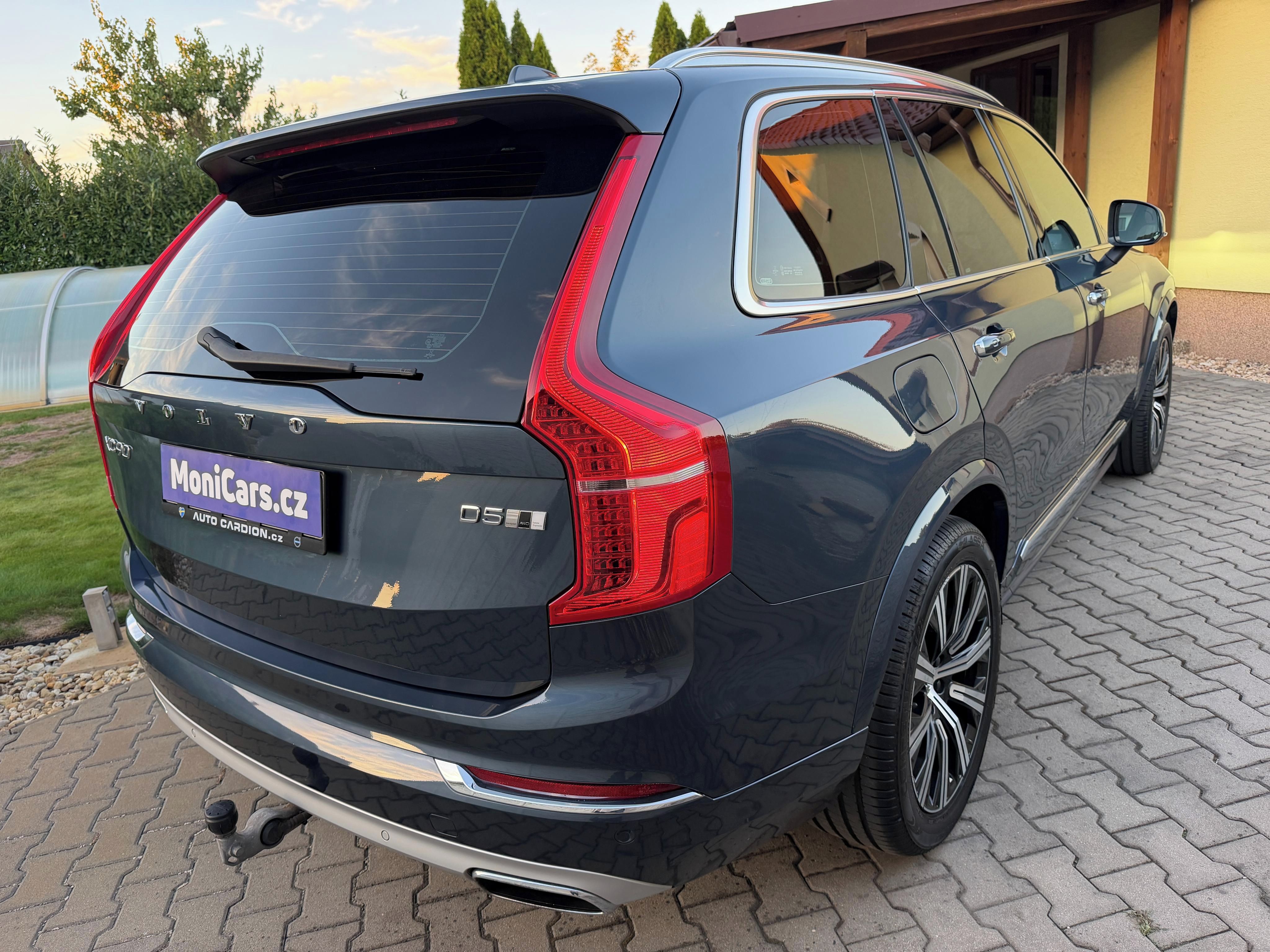 Volvo XC90, 2.0 D5 7 M, INSCRIP. VZDUCH - fotka 5