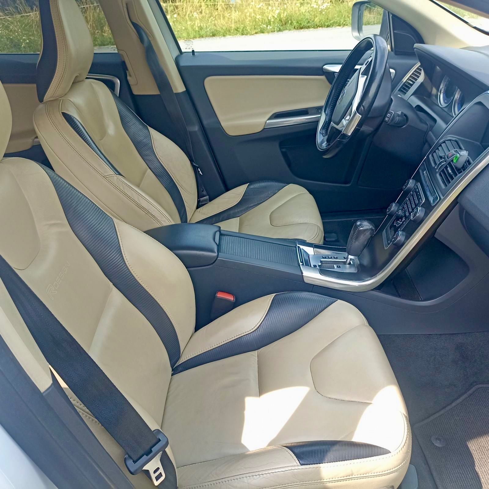 Volvo XC60, Volvo XC60 R-Design, D5, AWD - fotka 5