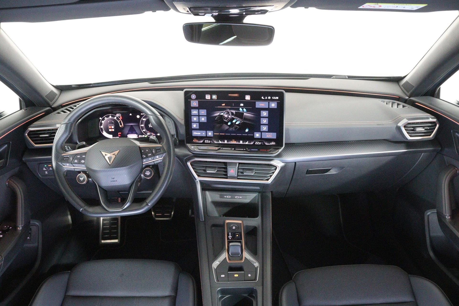 Cupra Formentor, 2.0 TSI 204k DSG 4WD/ZIMNÍ PNE - fotka 5