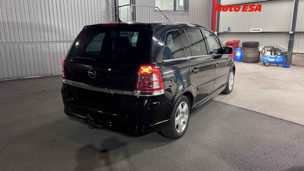 Opel Zafira, 1.8 i - fotka 2