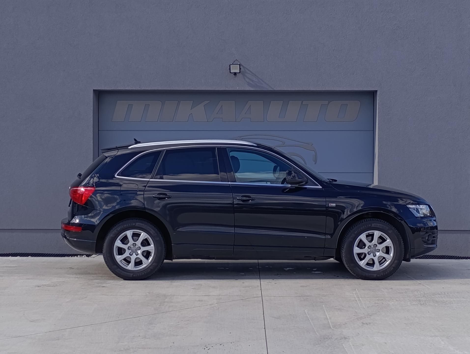 Audi Q5, 2.0TDI QUATTRO S-LINE ČR - fotka 4