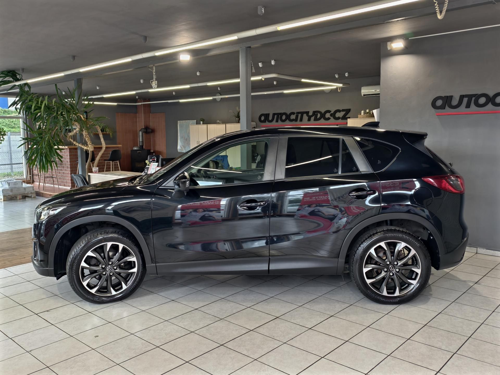 Mazda CX-5, 2.0 i 121kW VÝHŘEVY, PDC, TEMP - fotka 4
