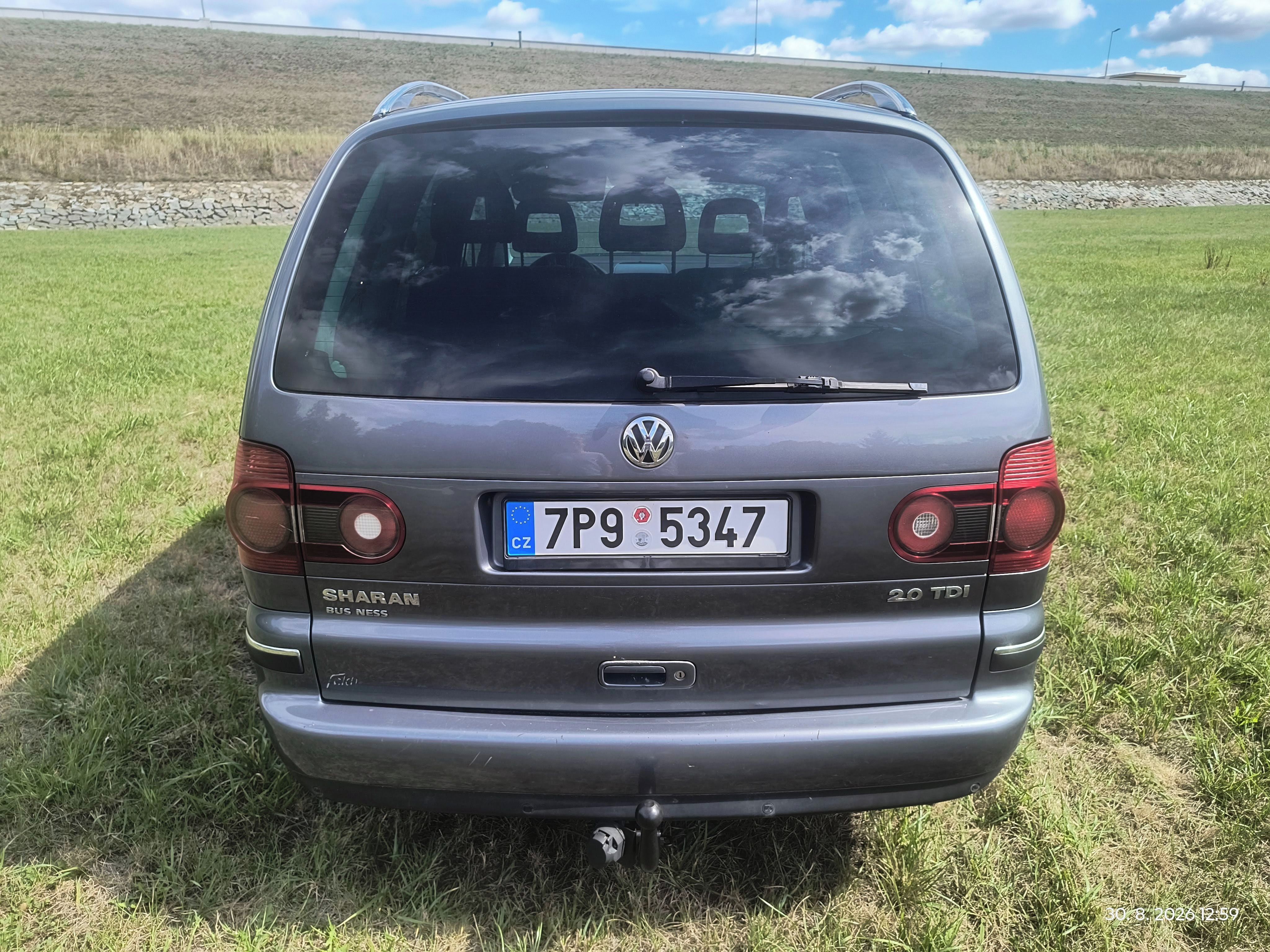 Volkswagen Sharan - fotka 4