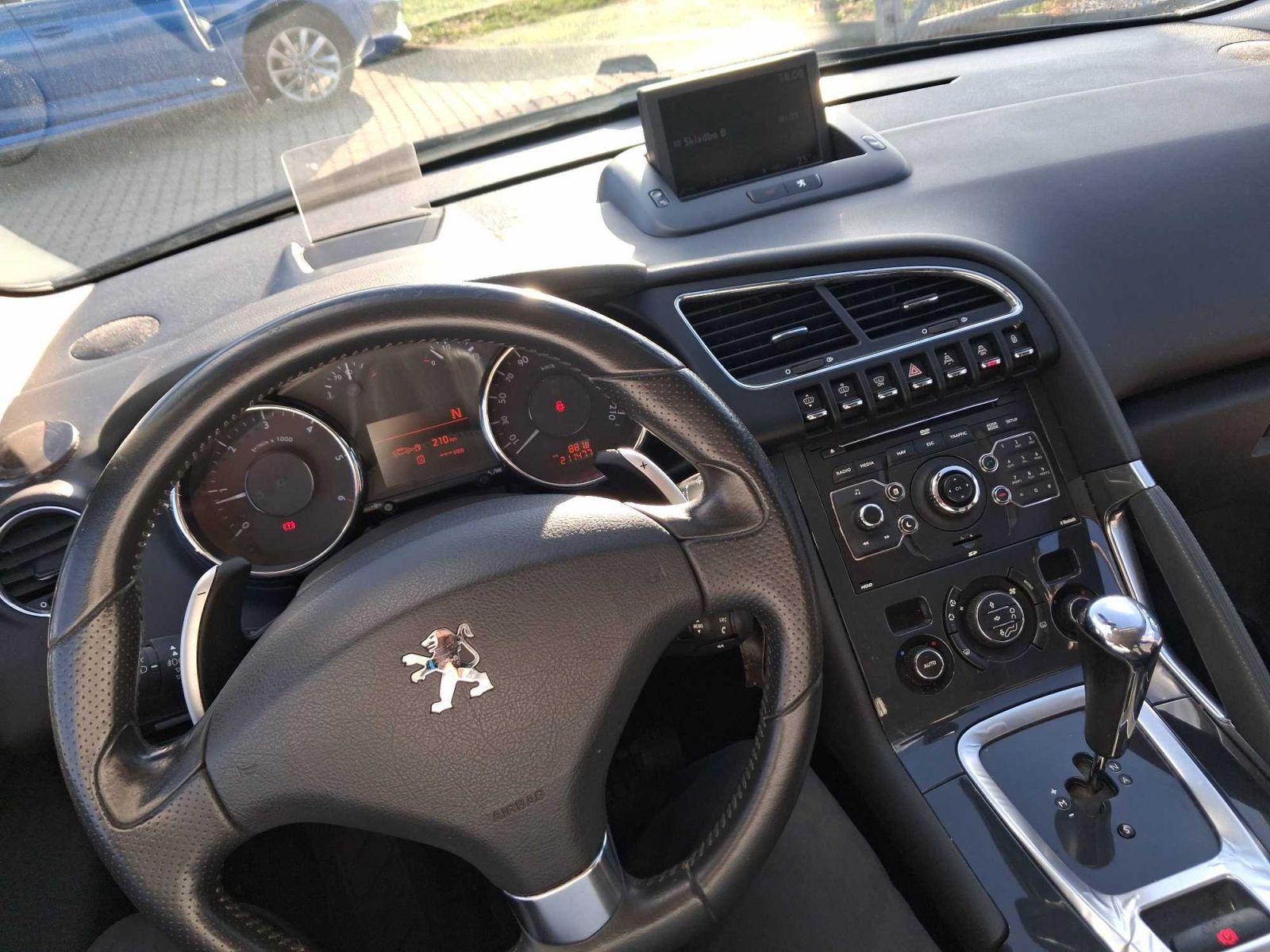 Peugeot 3008, 1.6 HDi, Automat, Navi - fotka 3