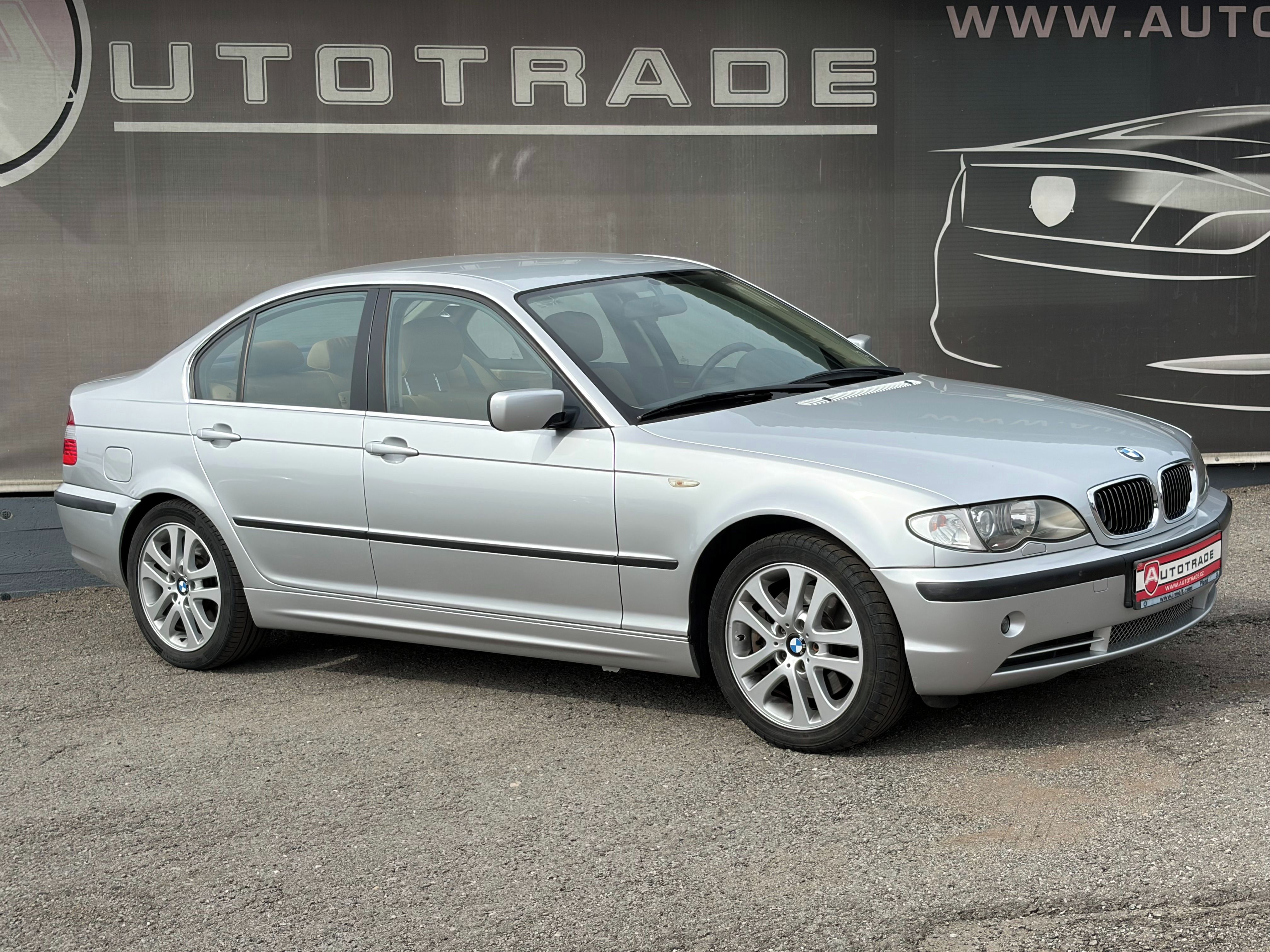 BMW Řada 3, 330Xi, ČR, AUTOMAT,64tis.KM !! - fotka 6