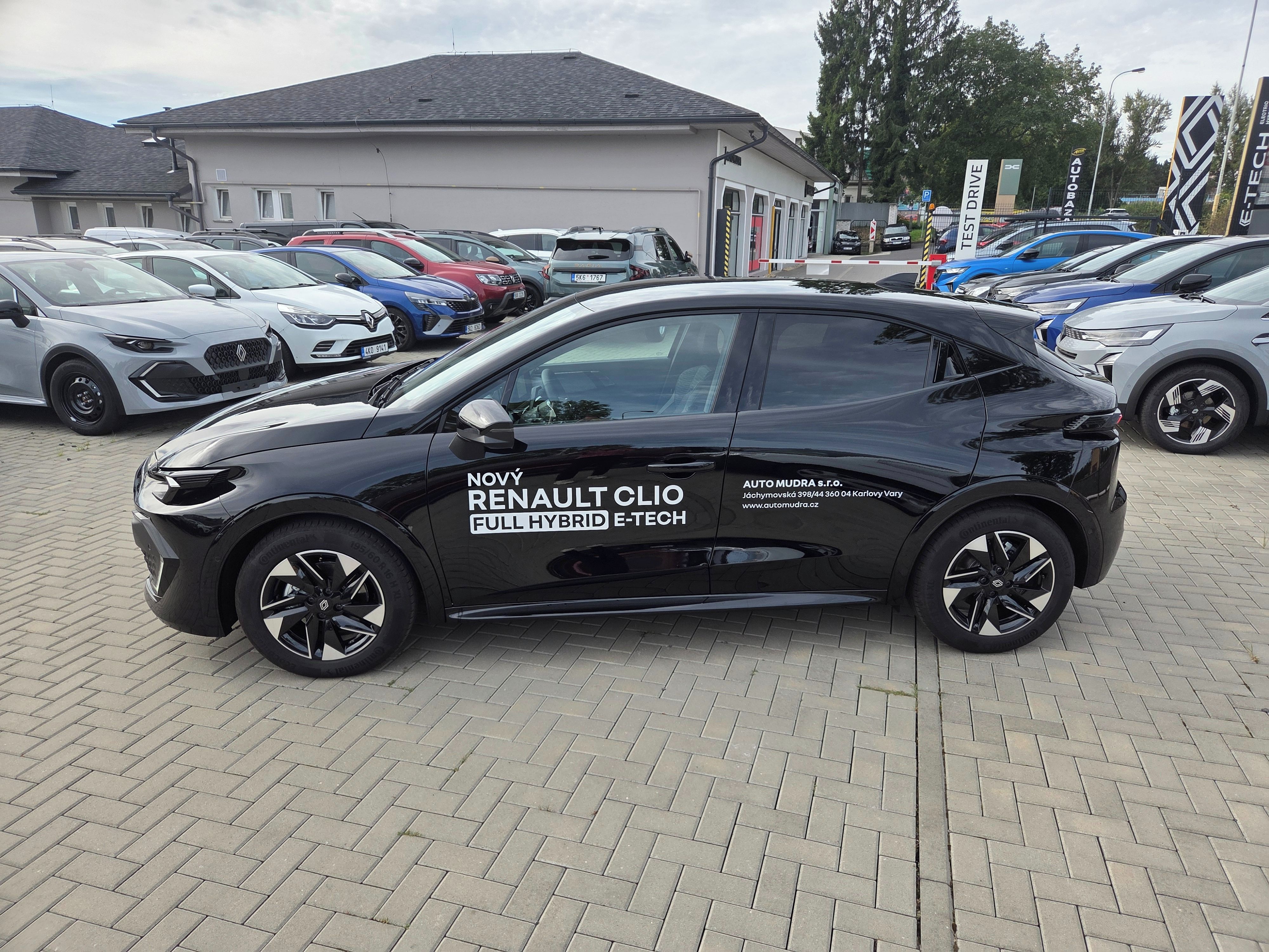 Renault Clio, techno full hybrid E-Tech 160 - fotka 3