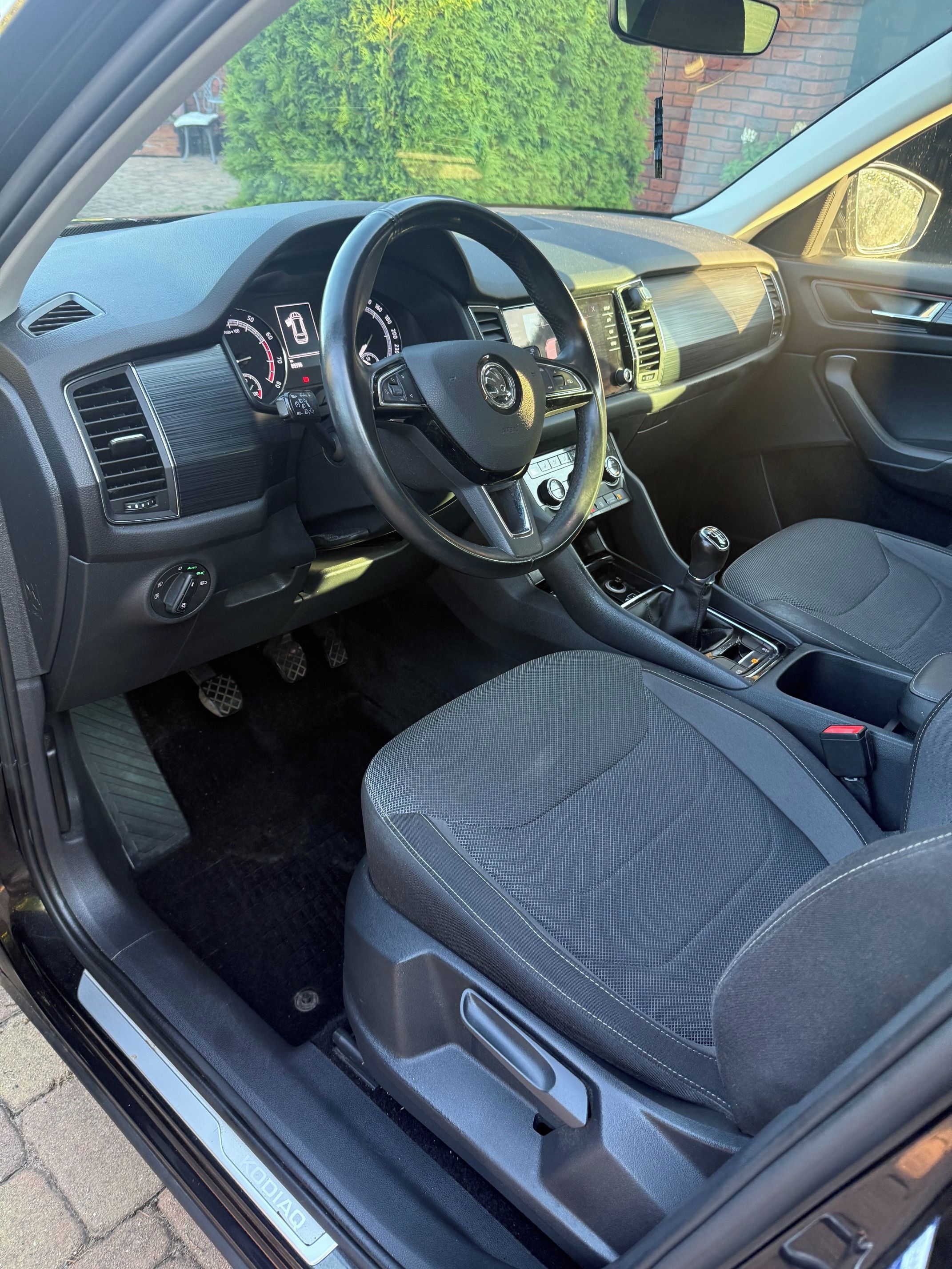 Škoda Kodiaq, 1.5 TSI 110 kw  ČR 1maj Ambiti - fotka 4