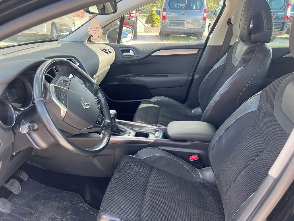 Citroën C4 - fotka 5