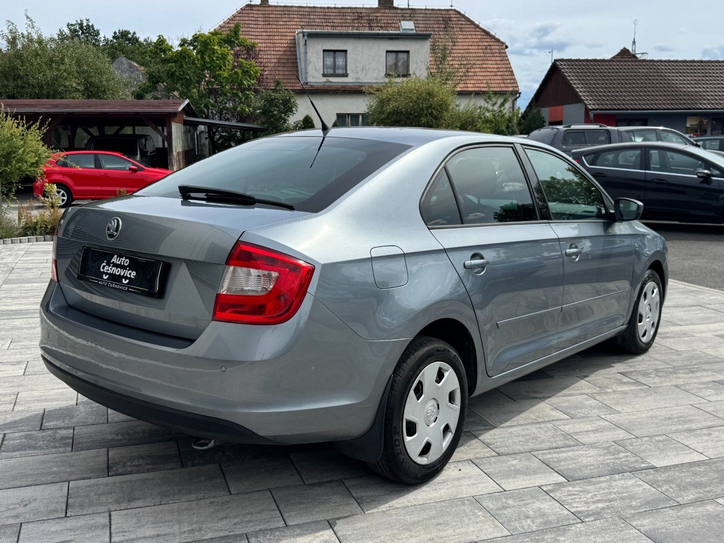 Škoda Rapid, Ambition 1.2 TSI 63kW - fotka 6