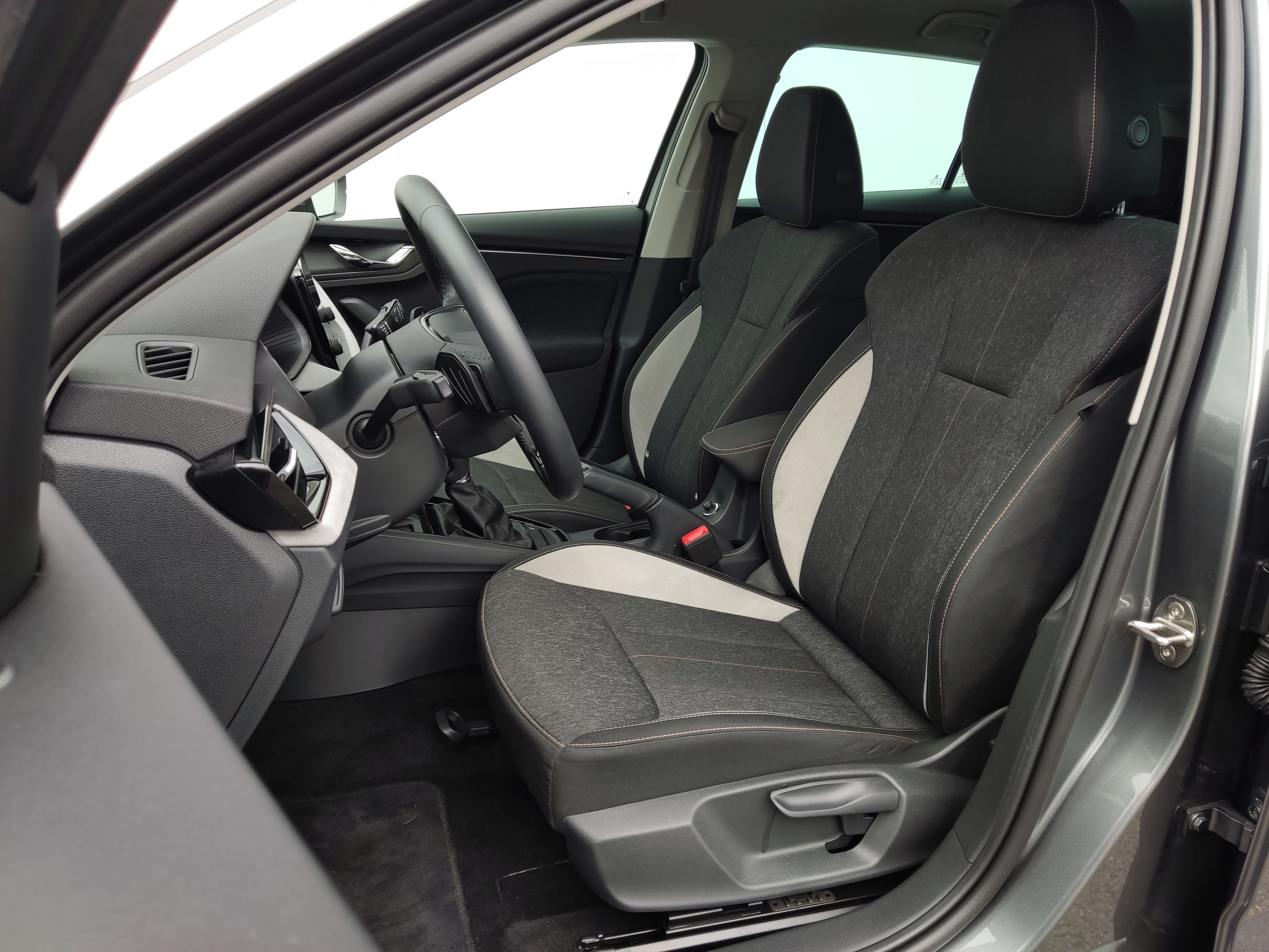Škoda Scala, 1.0TSI 85 kW DSG Top Selection - fotka 6