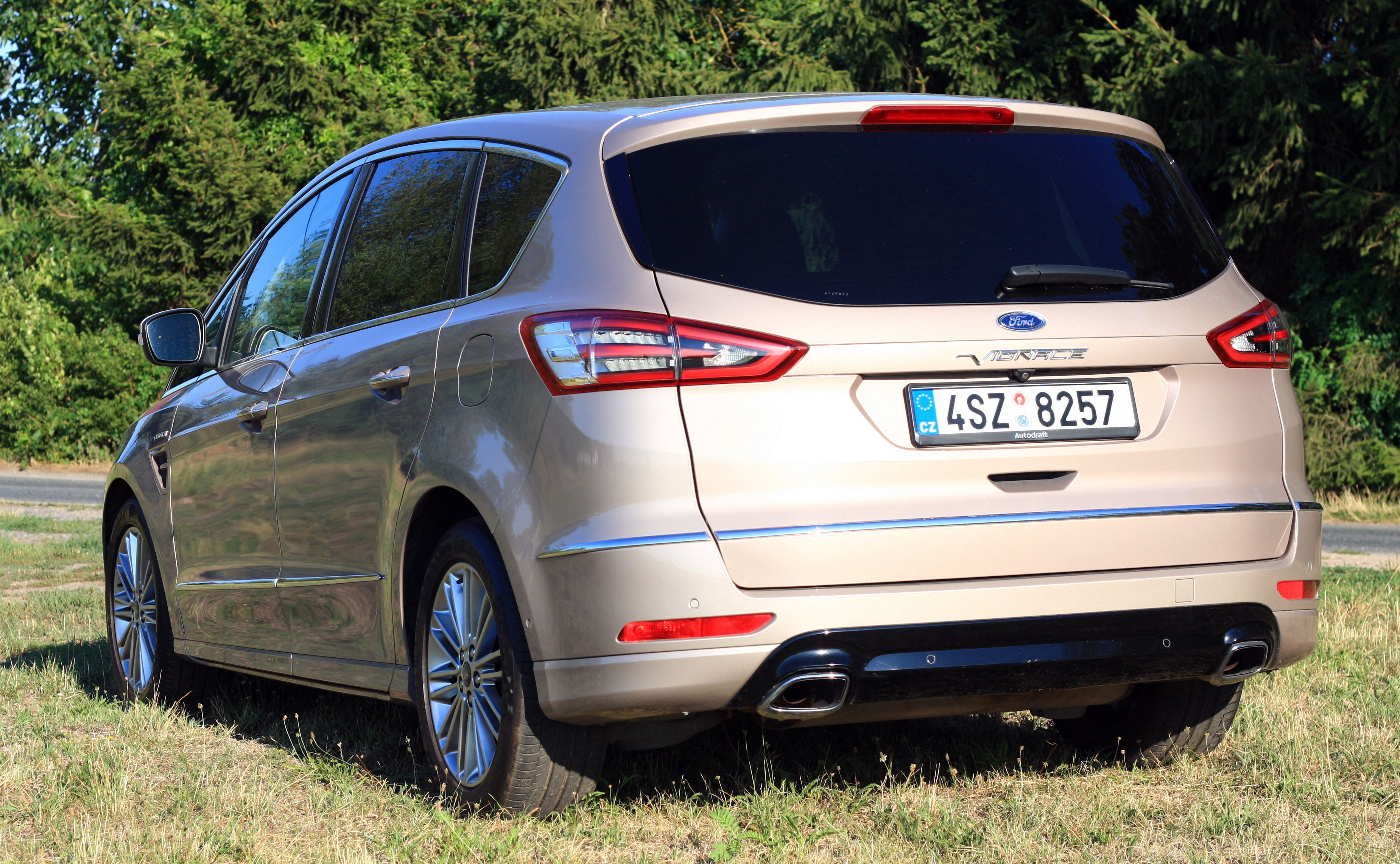 Ford S-MAX, Vignale, 132kW, aut., Webasto - fotka 3