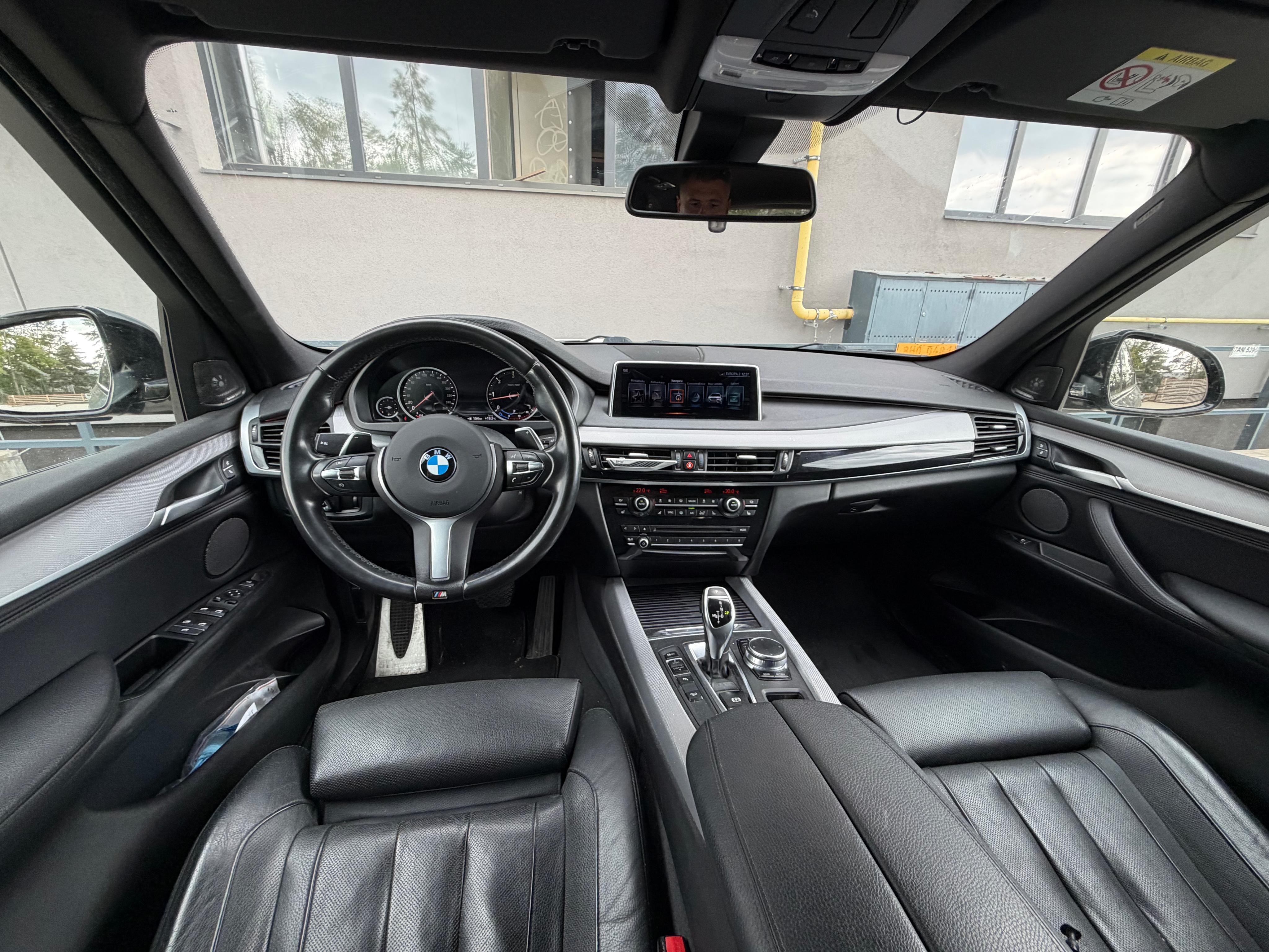 BMW X5 - fotka 4