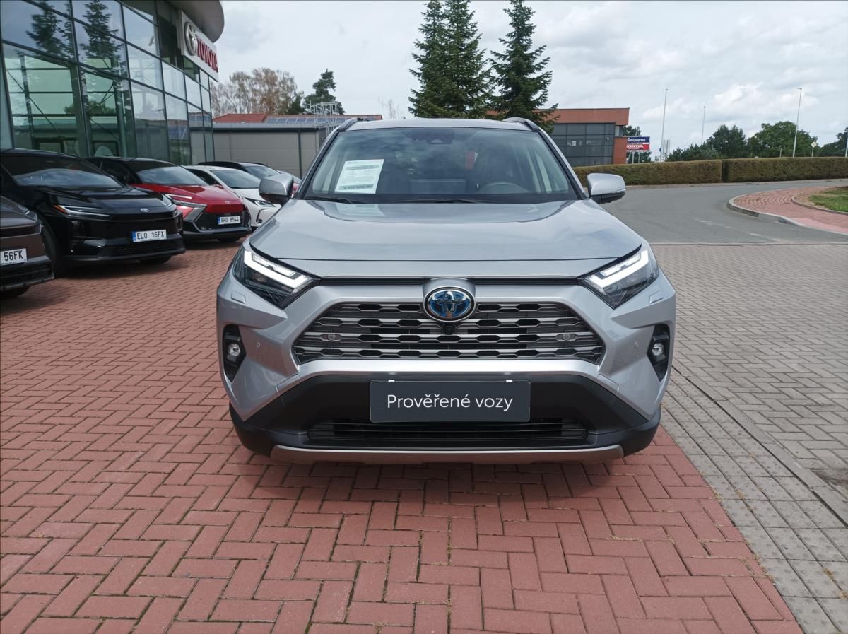 Toyota Rav4, 2,5 Executive 4x4 - fotka 6