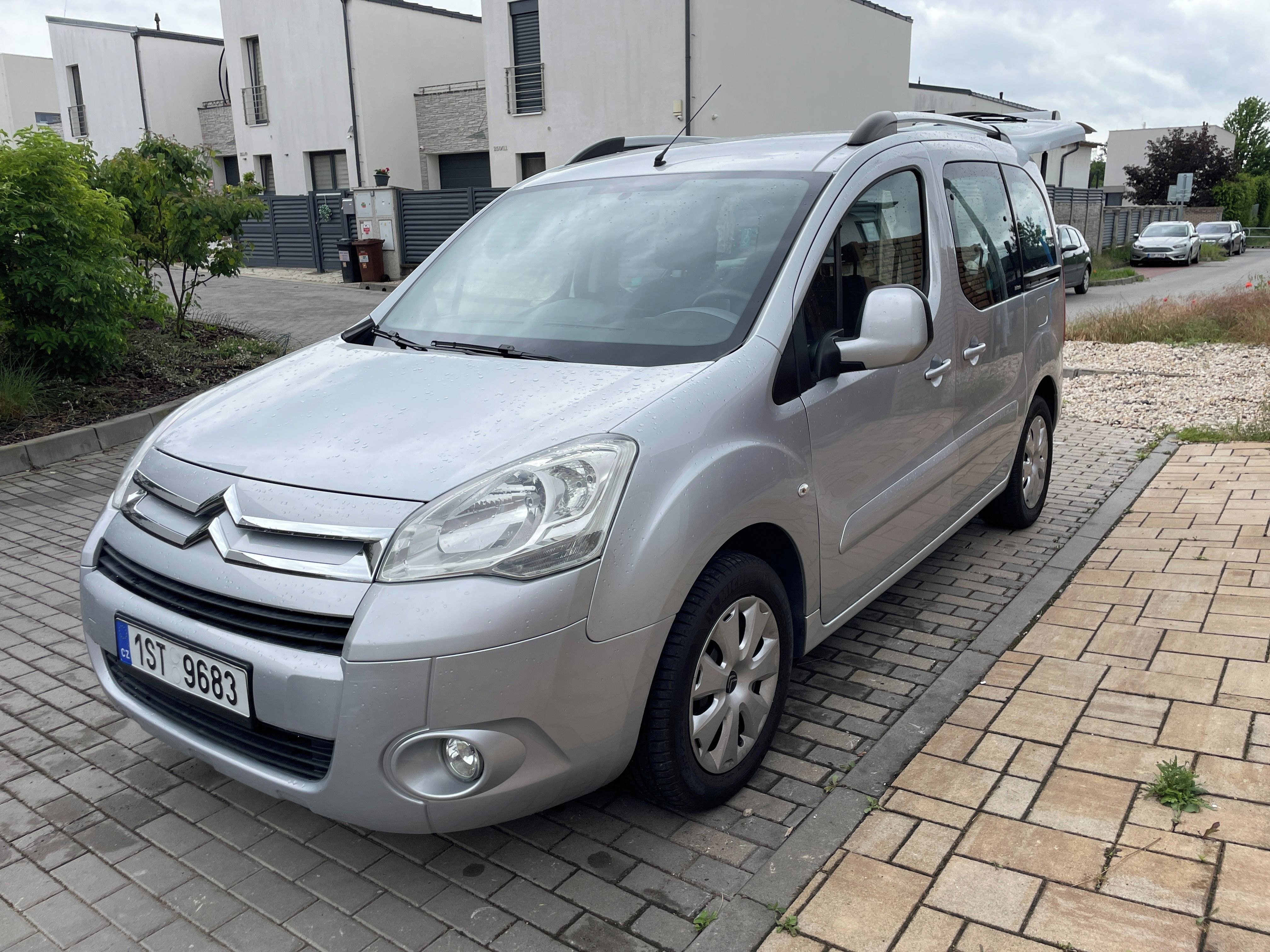 Citroën Berlingo, PRO PŘEVOZ VOZÍČKÁŘE - fotka 3