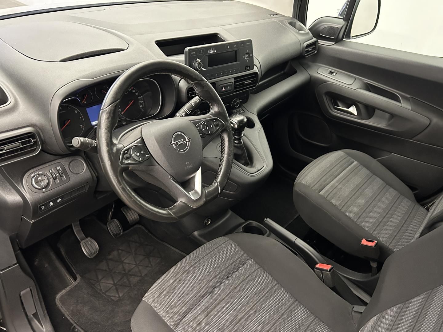 Opel Combo, 1.2 81kW Enjoy - fotka 6
