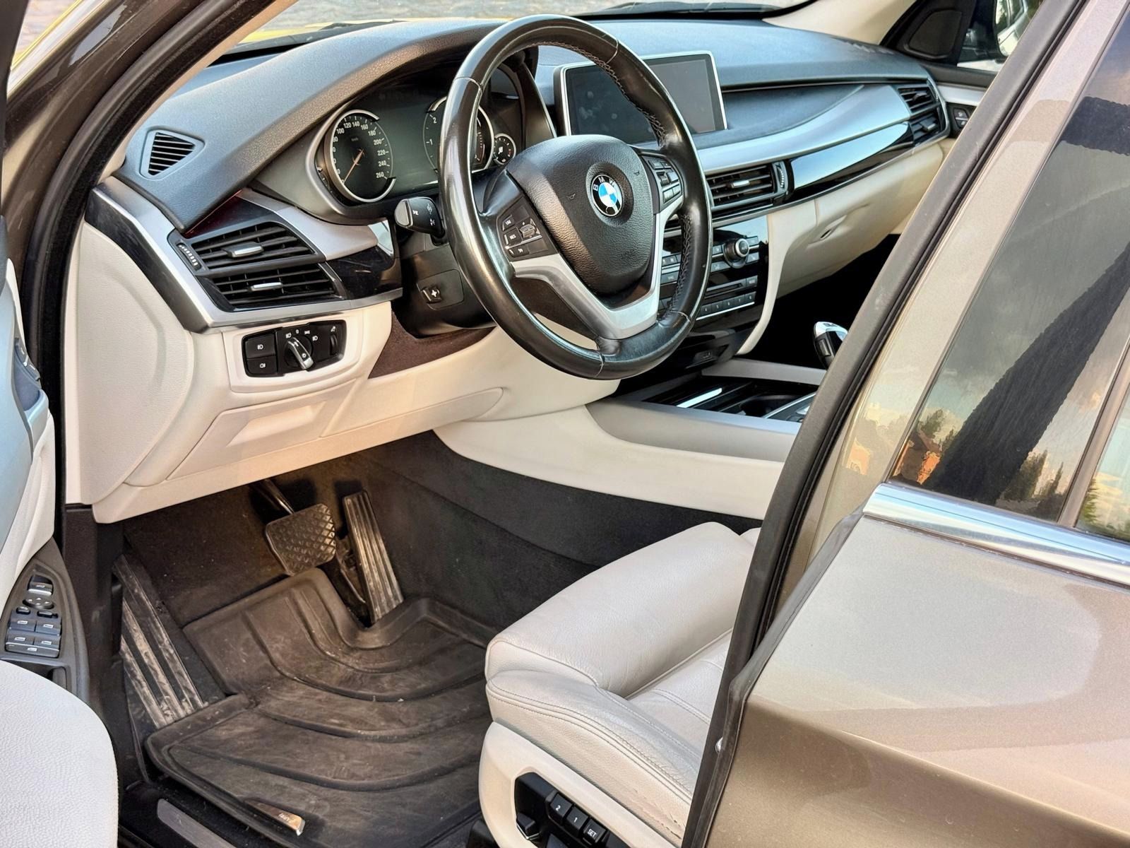 BMW X5 - fotka 6