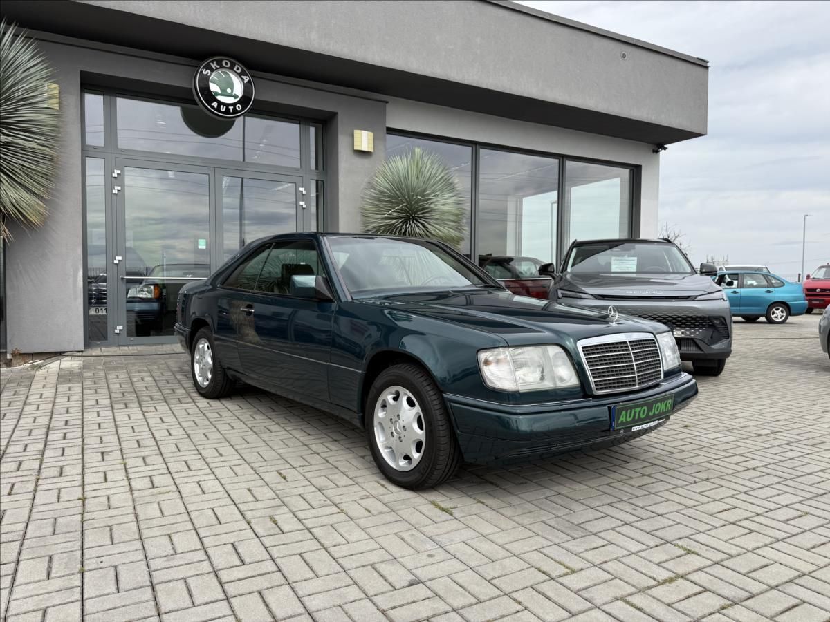 Mercedes-Benz Třídy E, 320CE 162kW W124 KLIMA KŮŽE - fotka 4