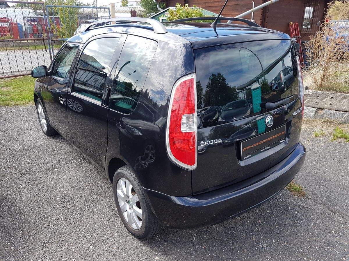 Škoda Roomster, 1.2TSi 63KW MONTE CARLO - fotka 4