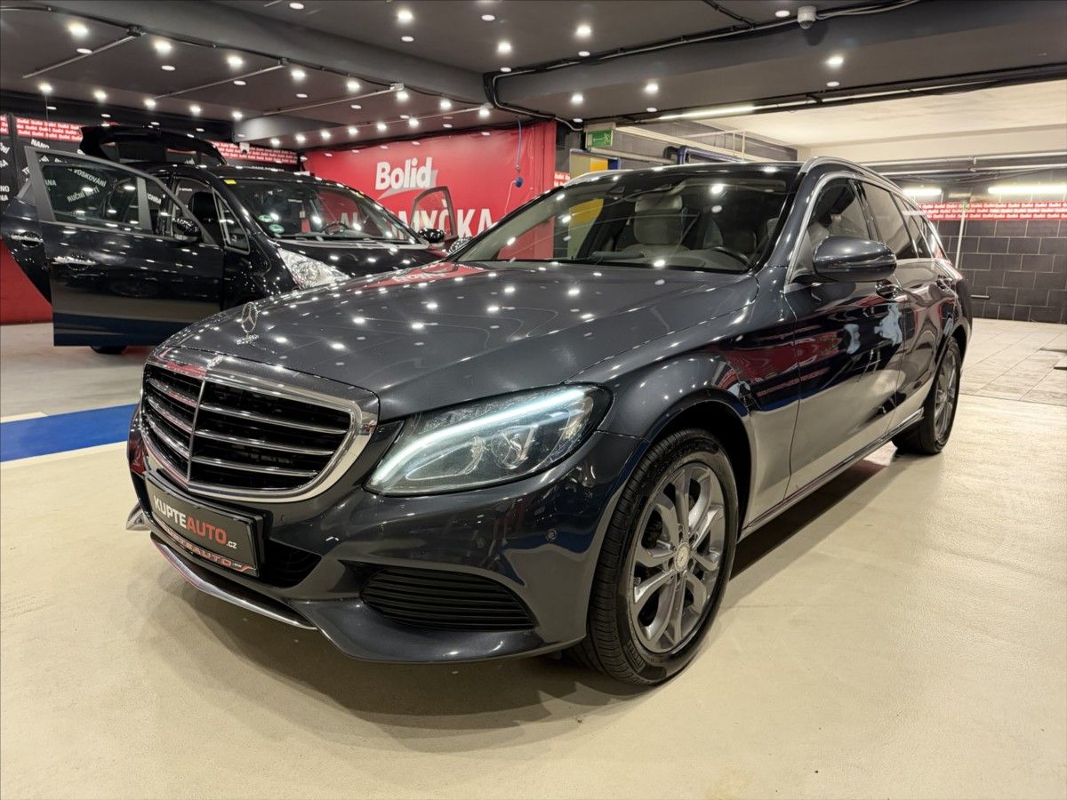 Mercedes-Benz Třídy C, 2,2 CDi - panorama