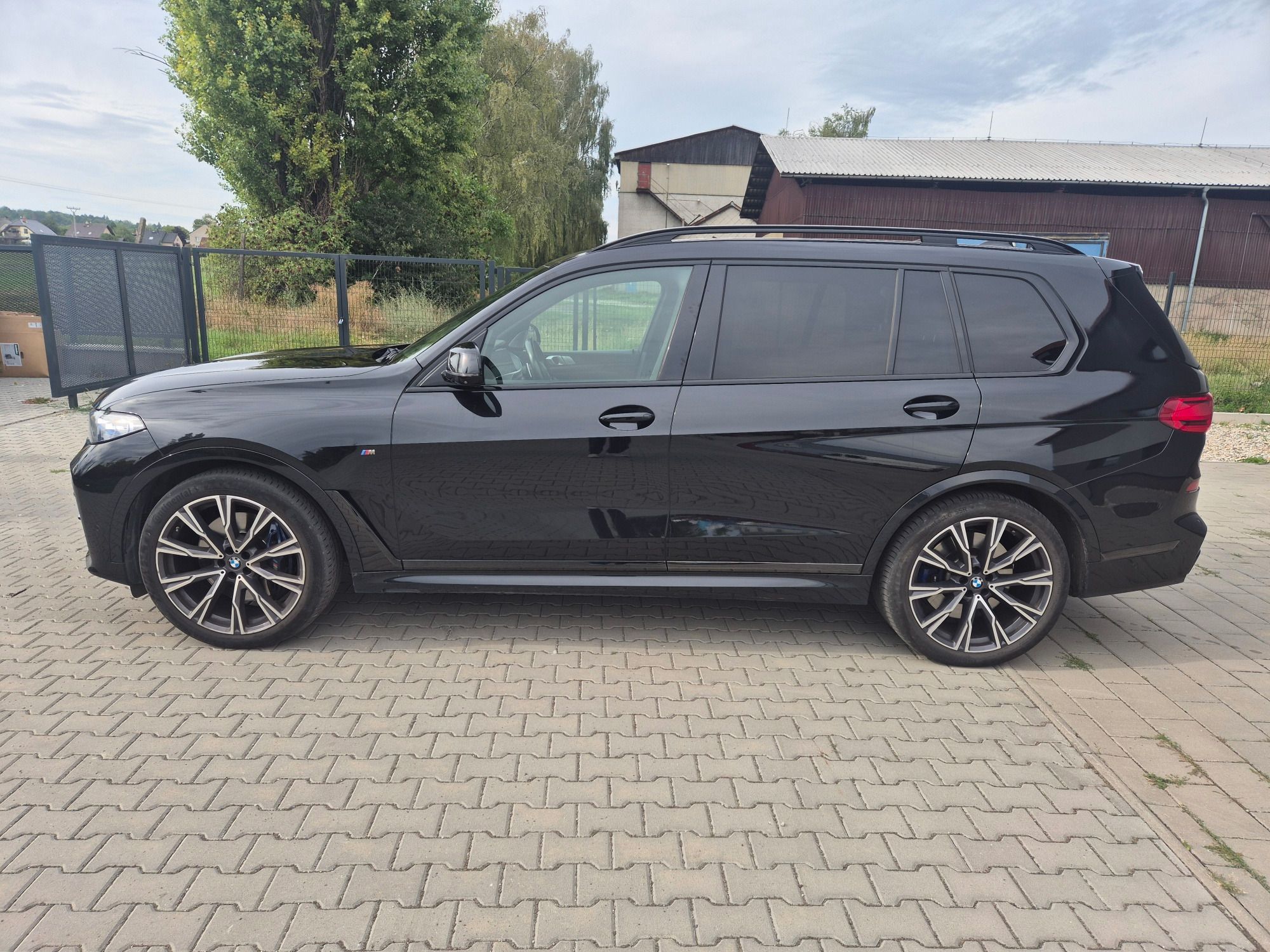 BMW X7, BMW X7 M50i - fotka 3