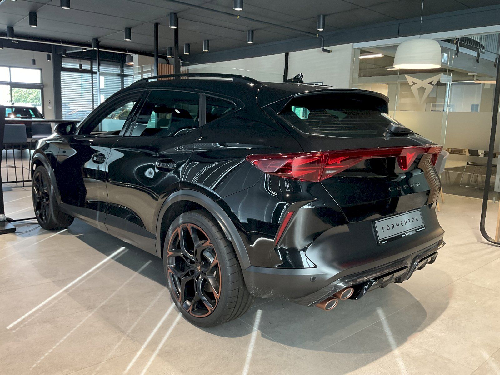 Cupra Formentor, Formentor VZ5 2.5 TSI 390k DSG - fotka 6