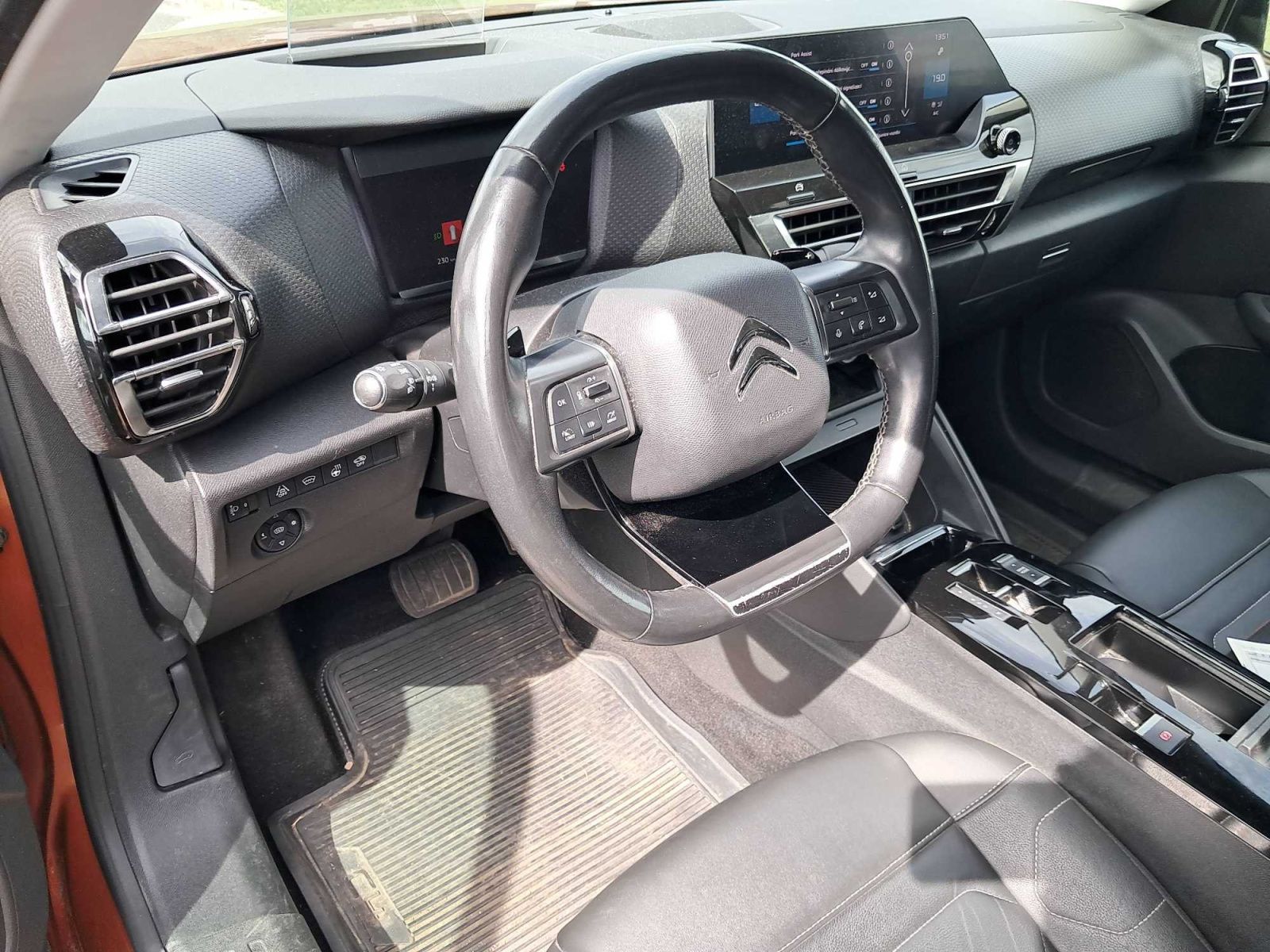 Citroën C4, 1.2 PureTech, Automat - fotka 3