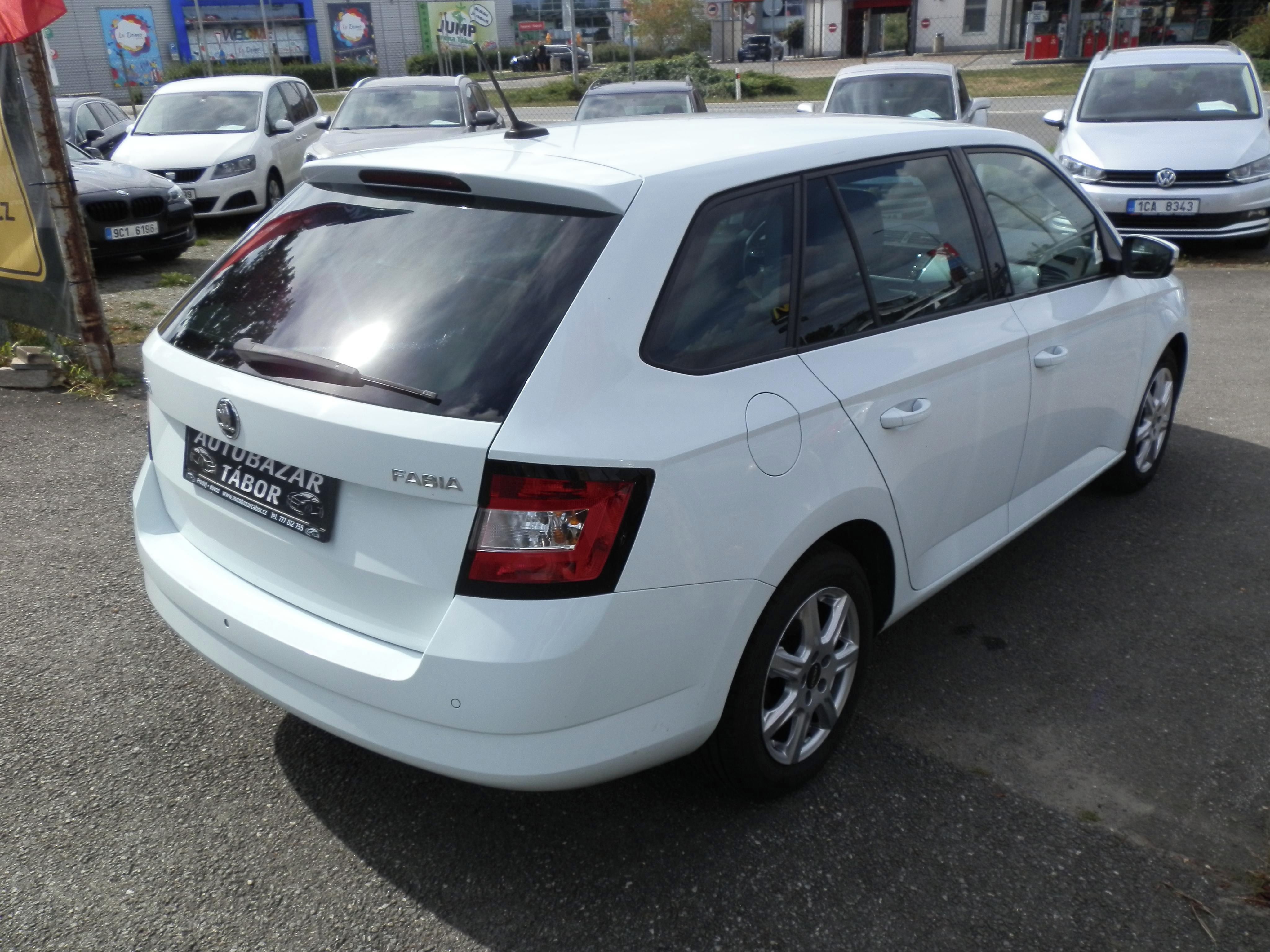 Škoda Fabia, 1.4 TDI Ambition,ALU,NAVI,AC - fotka 5