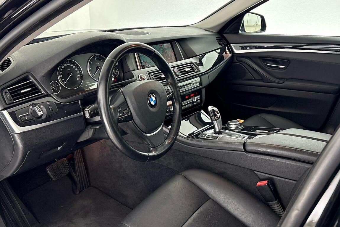 BMW Řada 5, řady 5 | 525 xDrive - fotka 6