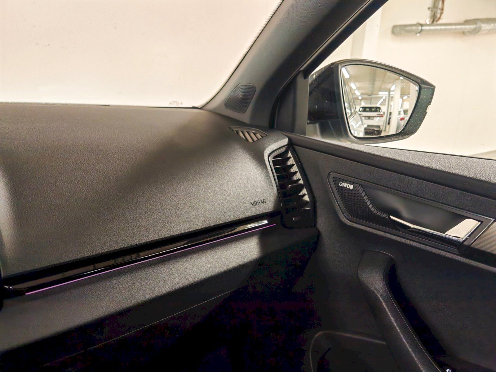 Škoda Karoq, 1.5 TSI 110 kW DSG Sportline - fotka 6