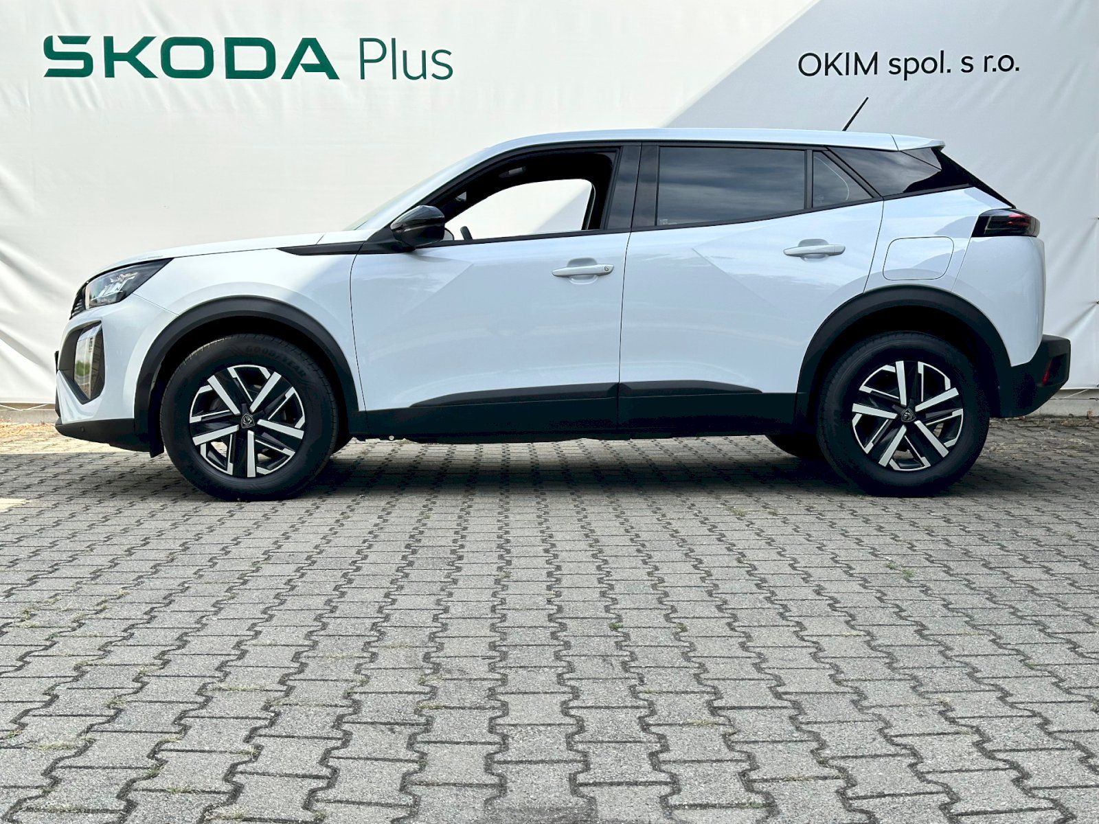 Peugeot 2008, 1.2 74 kW PureTech - fotka 3