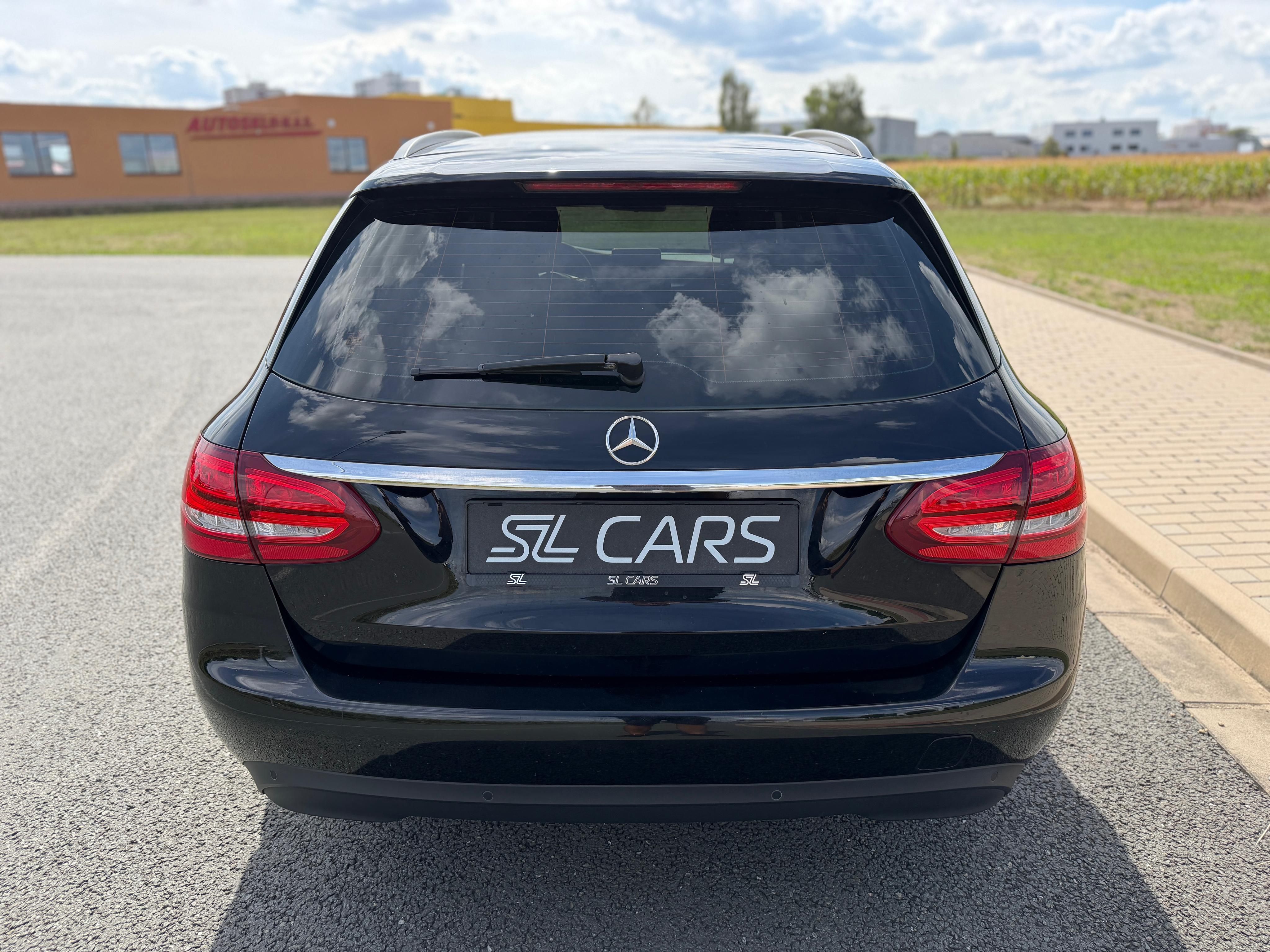 Mercedes-Benz Třídy C, 180 CGI AUTOMAT LED NAVIGACE - fotka 4