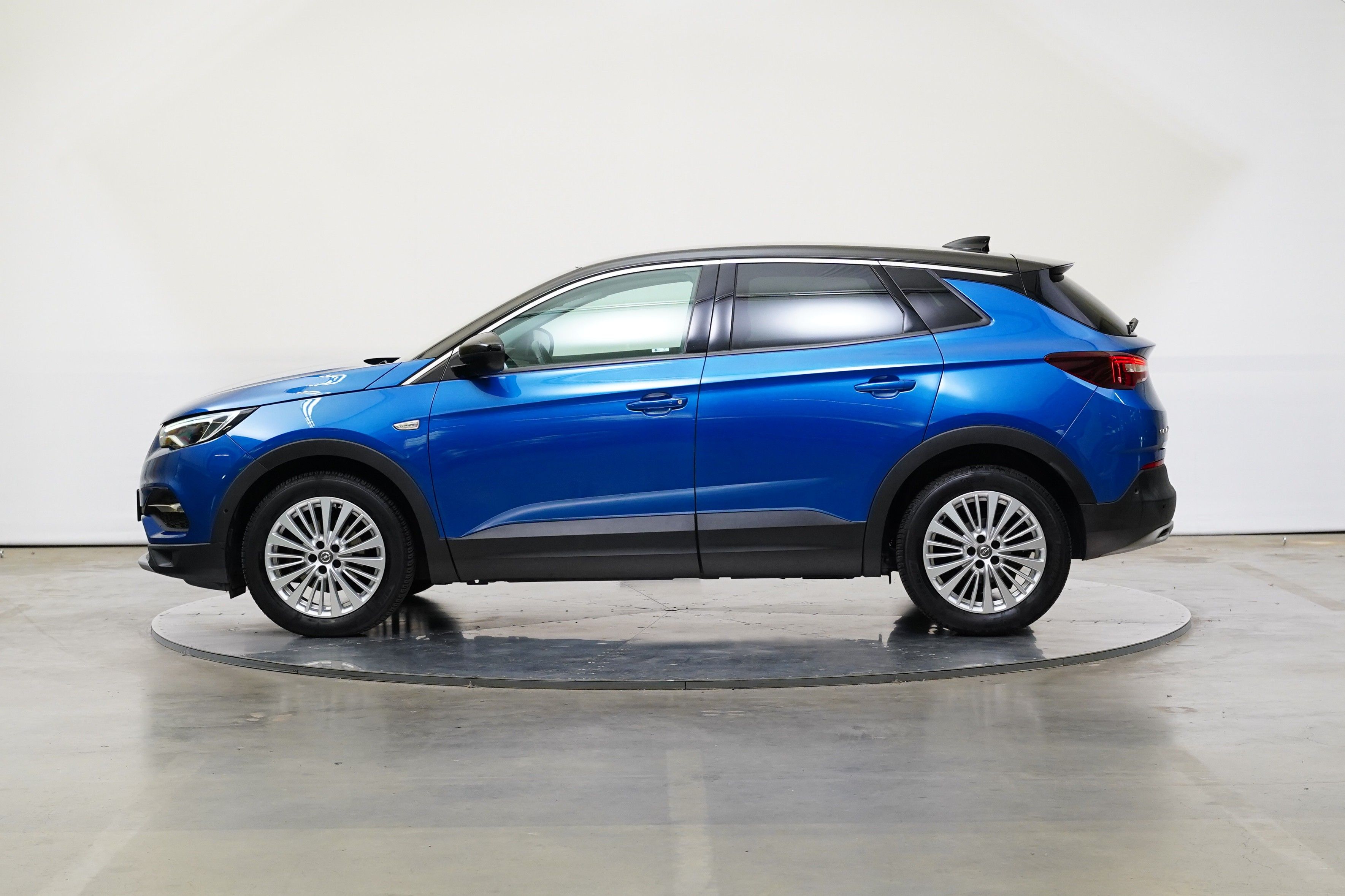 Opel Grandland X, 1.2 Turbo 96 kW Innovation - fotka 3