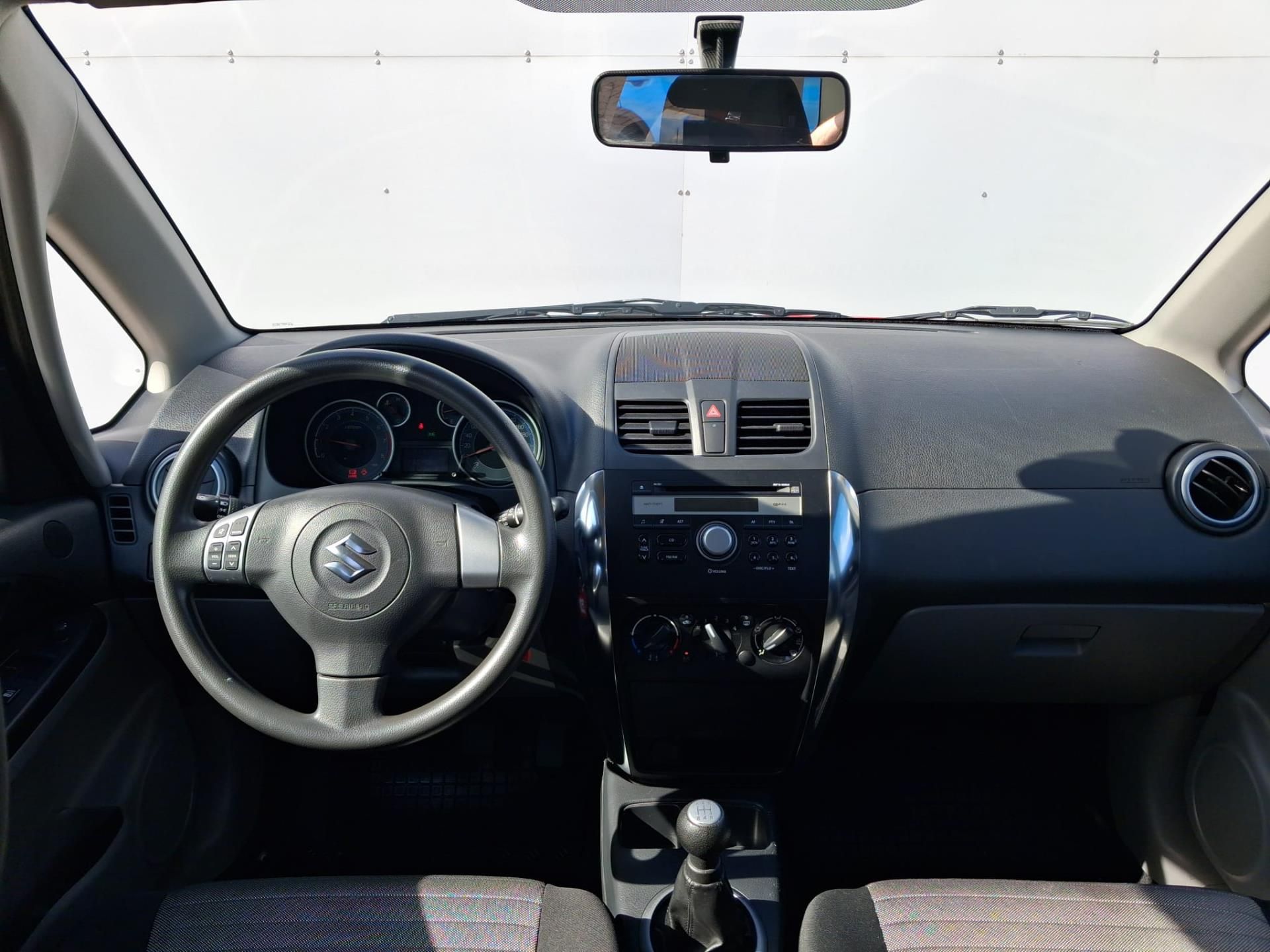 Suzuki SX4, 1.6 VVT 88Kw - fotka 5