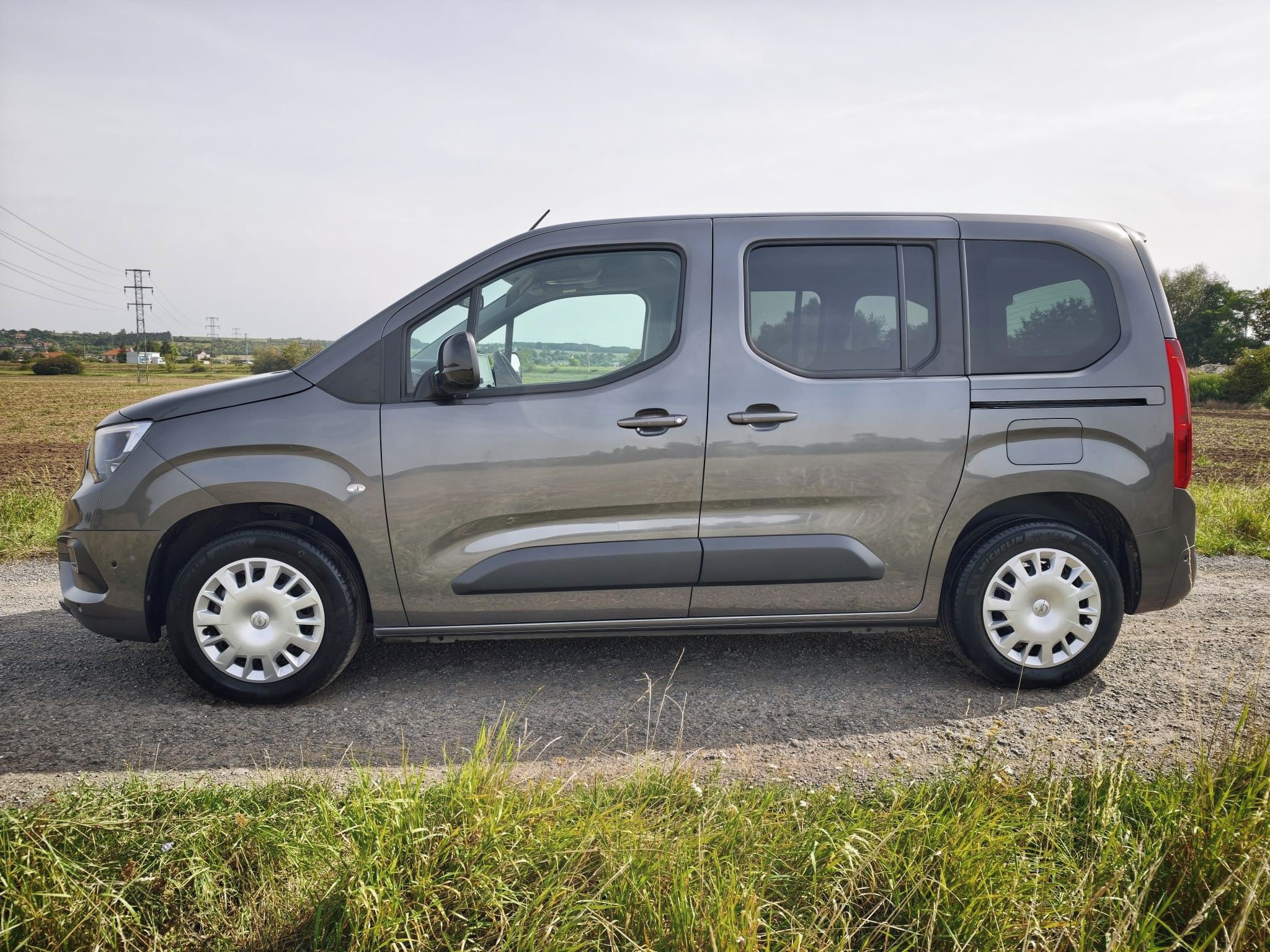 Opel Combo-e, 50kWh ELEGANCE TZ DPH, SOH 94% - fotka 4