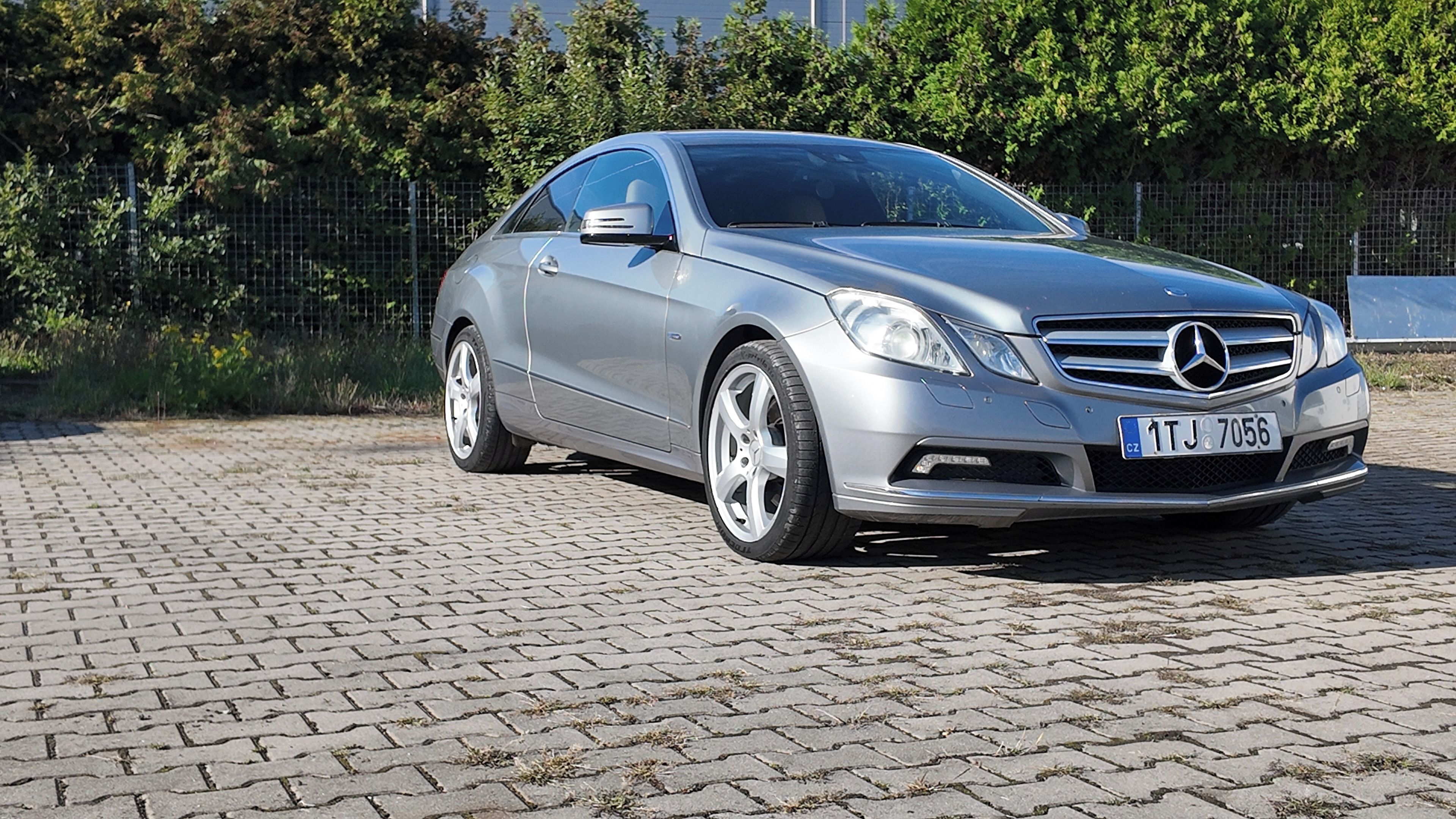 Mercedes-Benz Třídy E, W207 250CDI KUPE