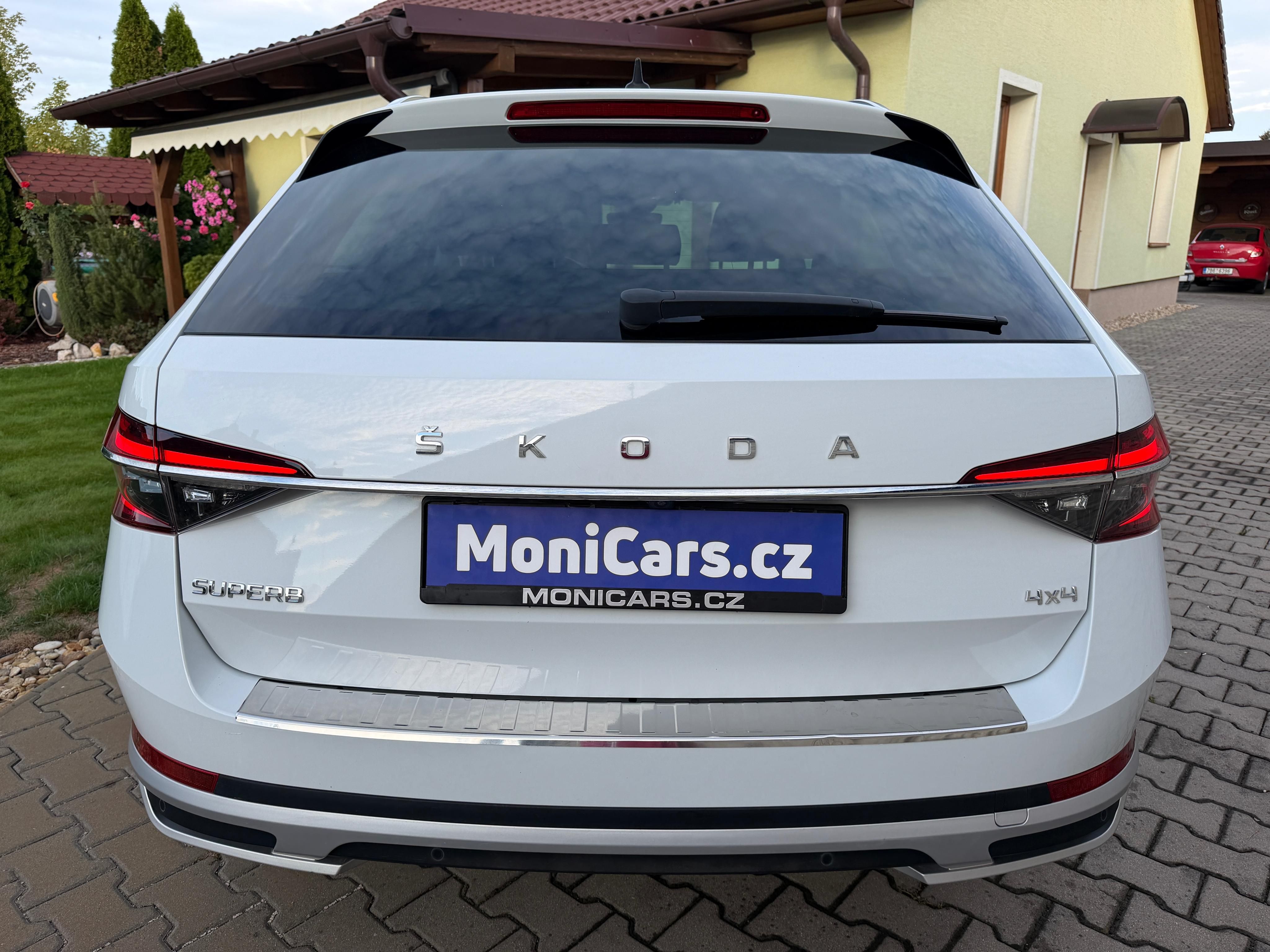 Škoda Superb, Scout 2.0 TDI 140kW 4x4 DSG - fotka 6