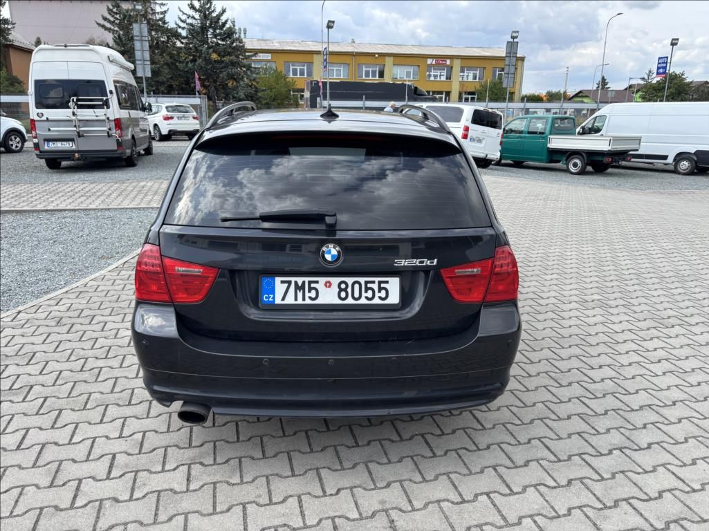 BMW Řada 3, 2,0 D XDRIVE - fotka 5