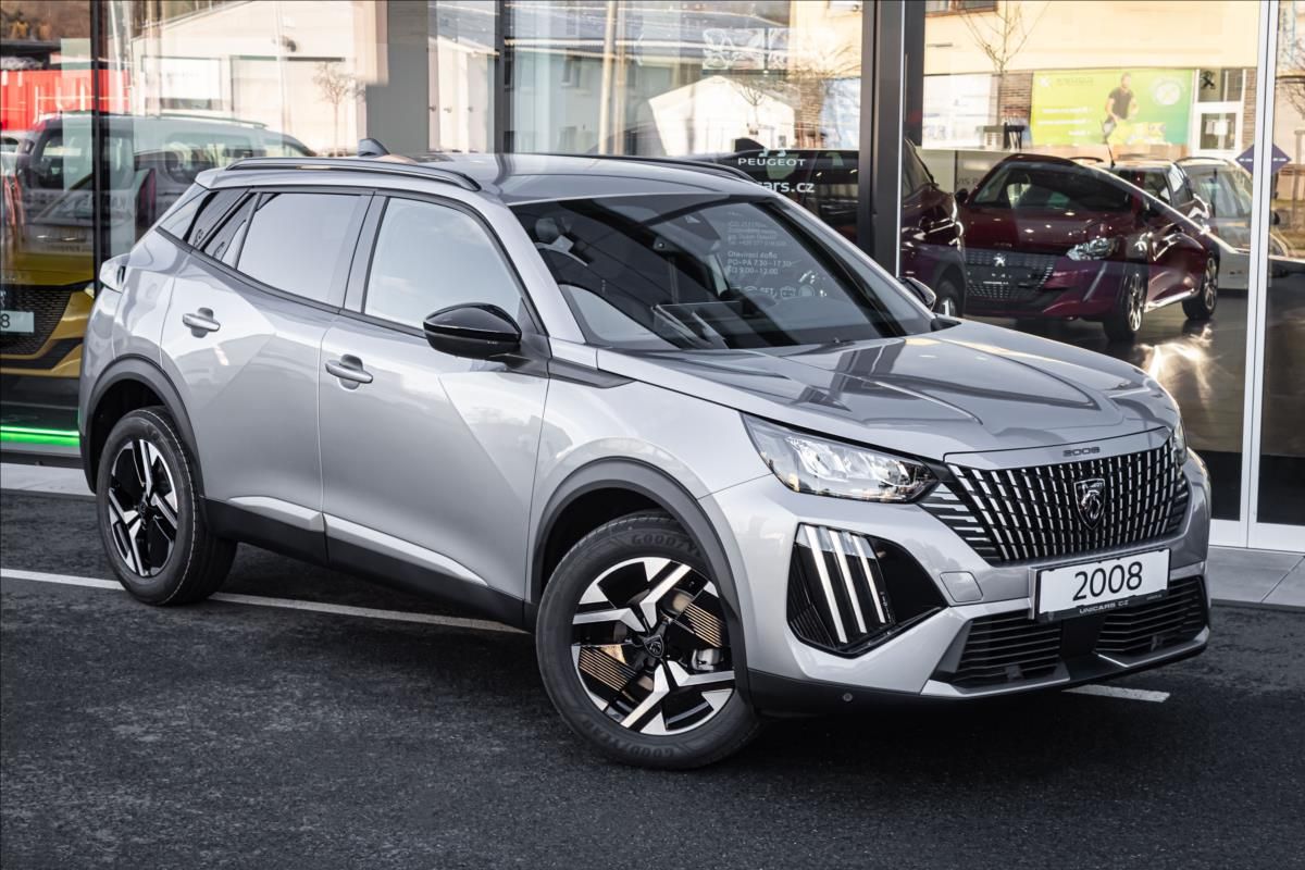 Peugeot 2008, 1,2 BUSINESS Hybrid 145 e-DCS6 - fotka 3