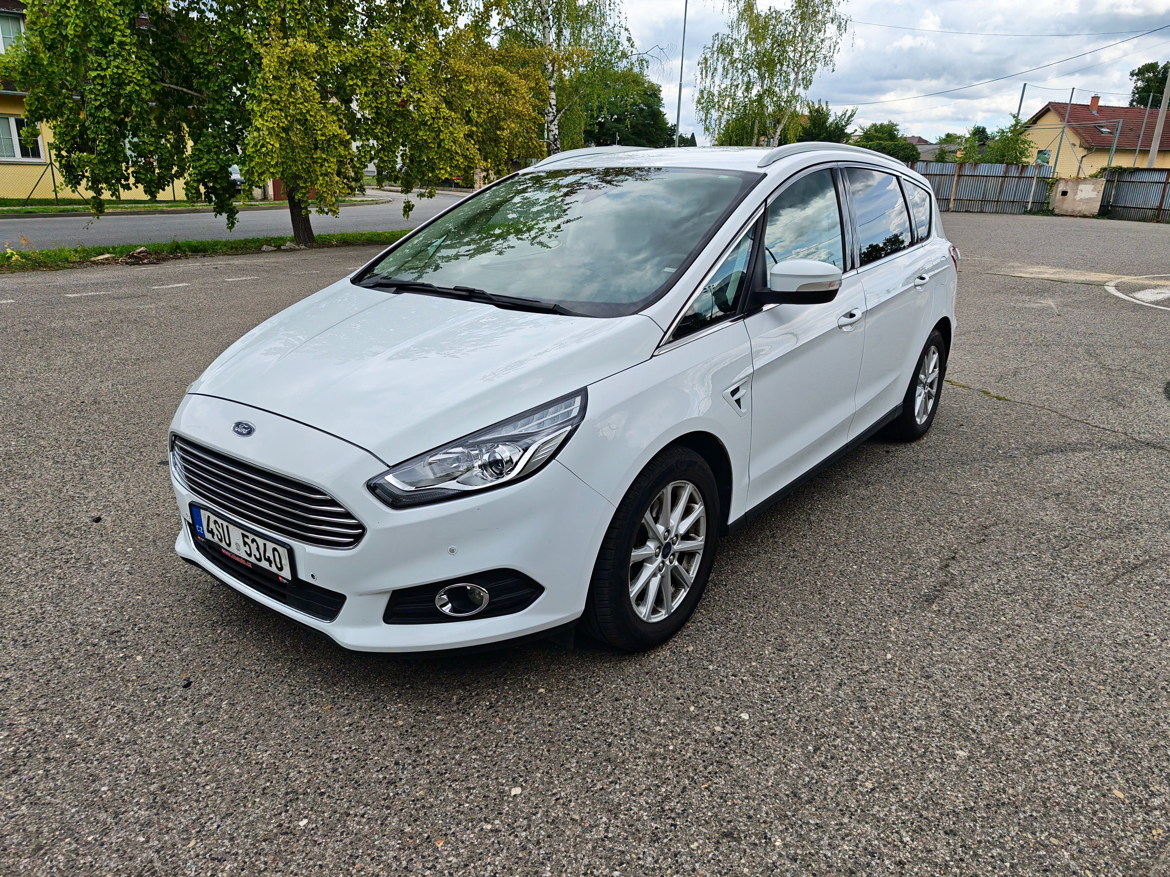 Ford S-MAX, 2.0TDCi Titanium AT KŮŽE 132kW - fotka 2