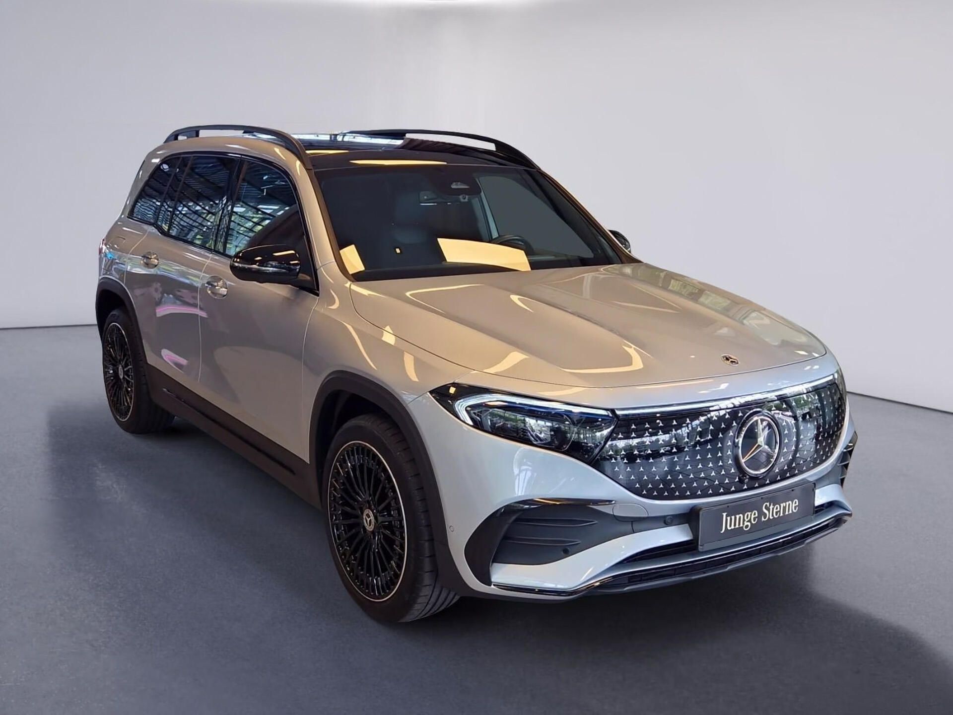 Mercedes-Benz EQB, 250+ AMG 7míst Pano HuD Burm - fotka 2