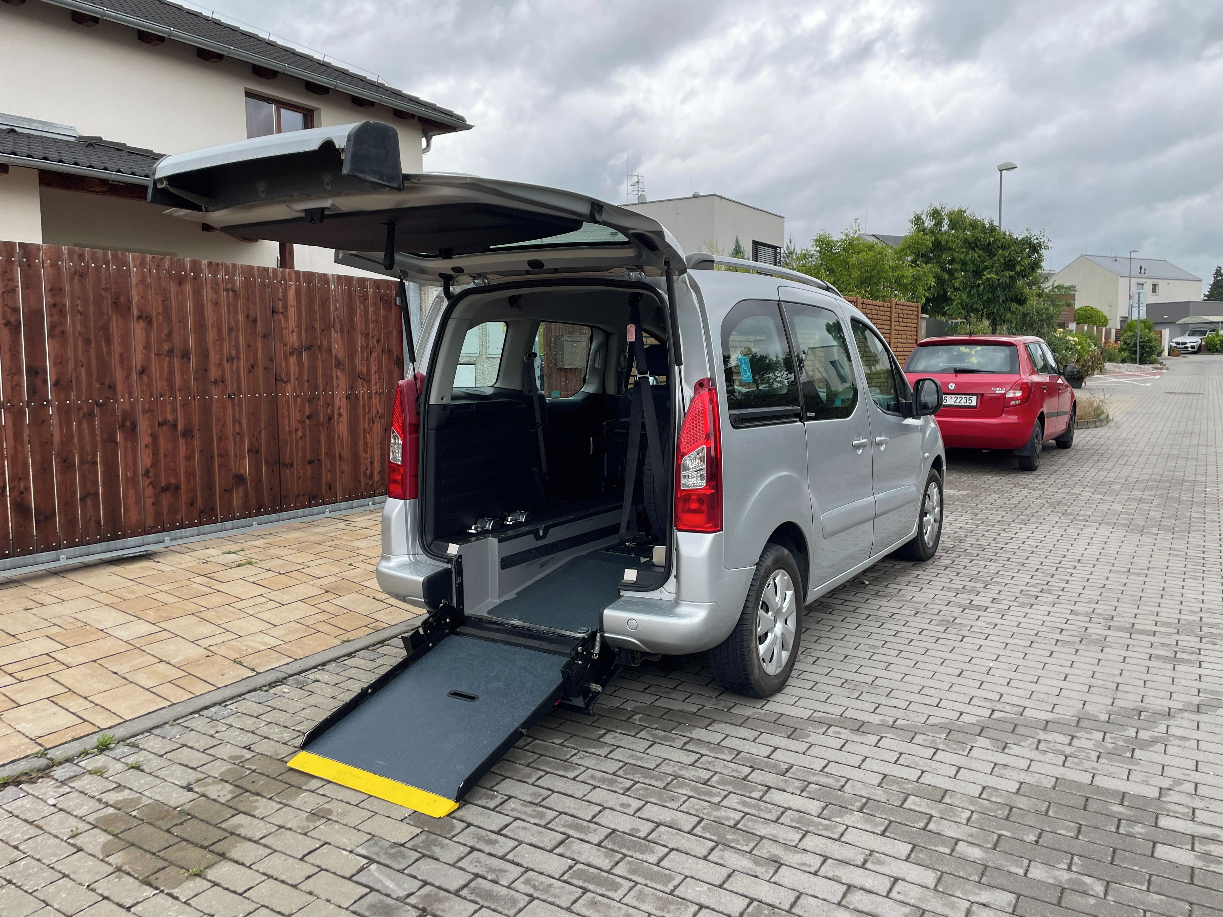 Citroën Berlingo, PRO PŘEVOZ VOZÍČKÁŘE