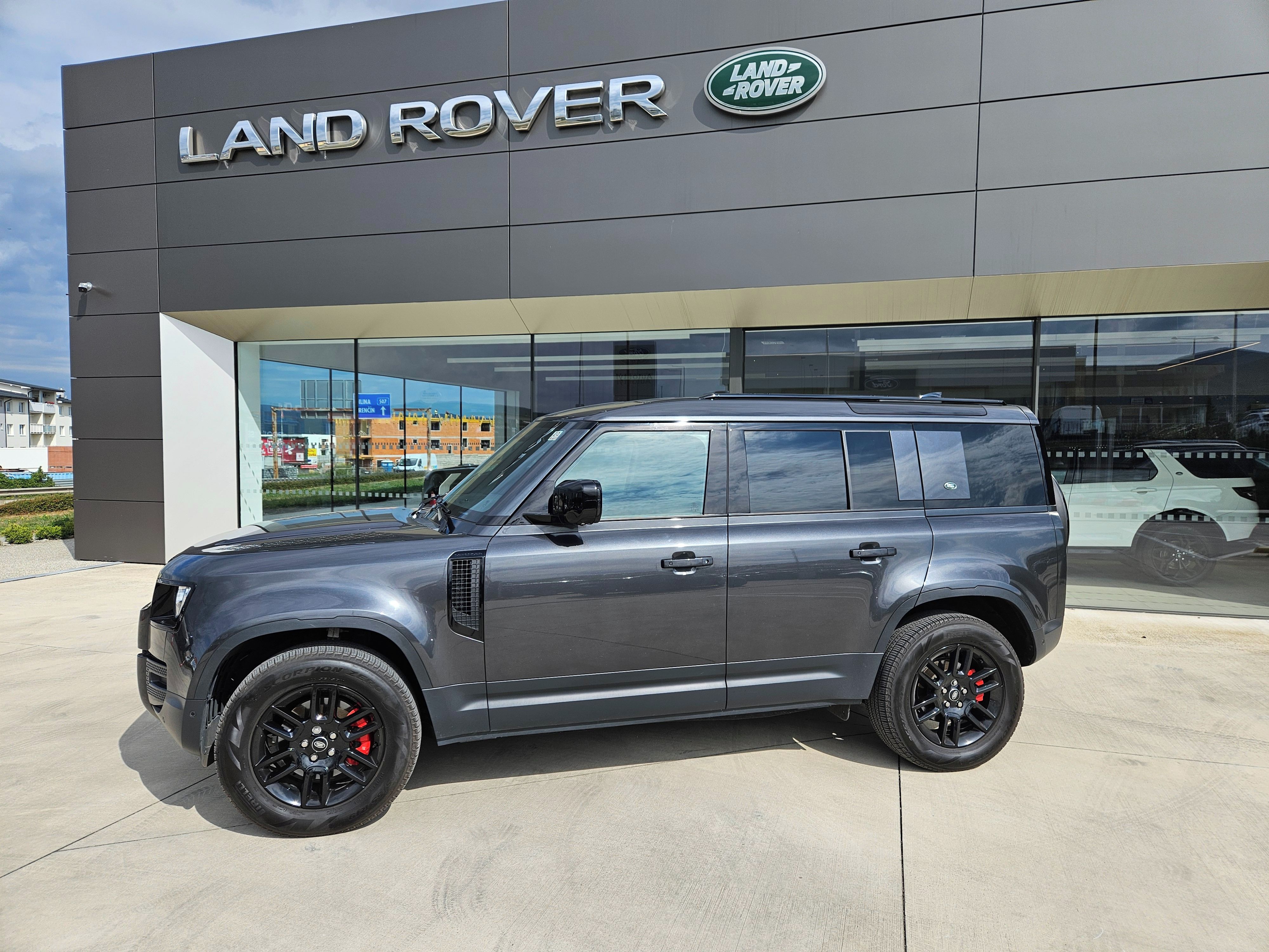 Land Rover Defender, Land Rover Defender 110 3.0D I