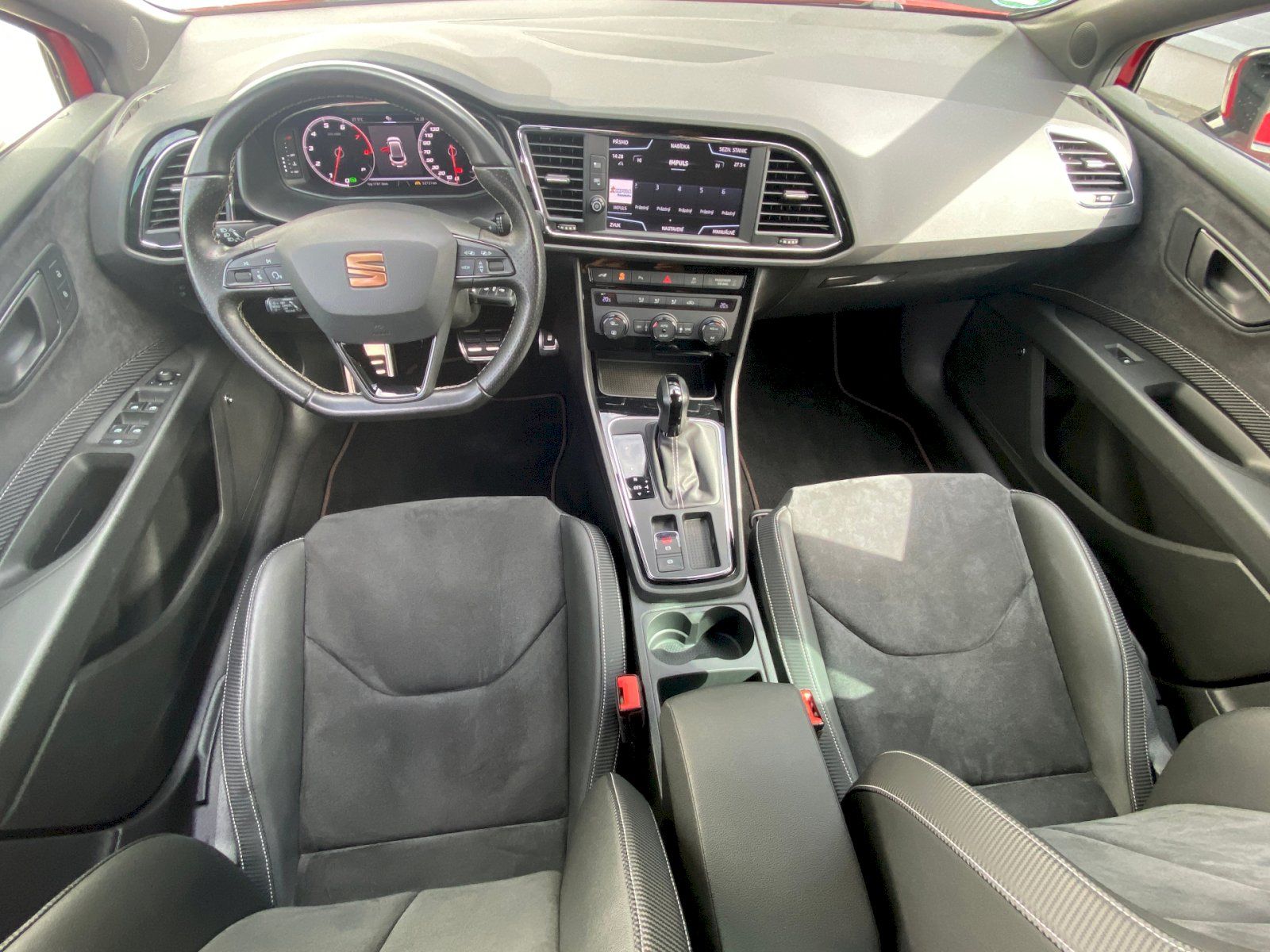 Seat Leon, Cupra 2.0 TSI 221 kW 4x4 DSG - fotka 5