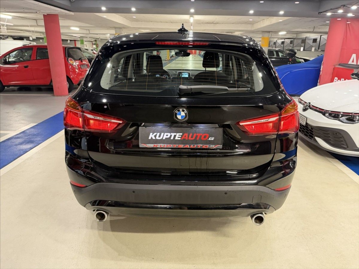 BMW X1, 2,0 D XDIVE - fotka 4