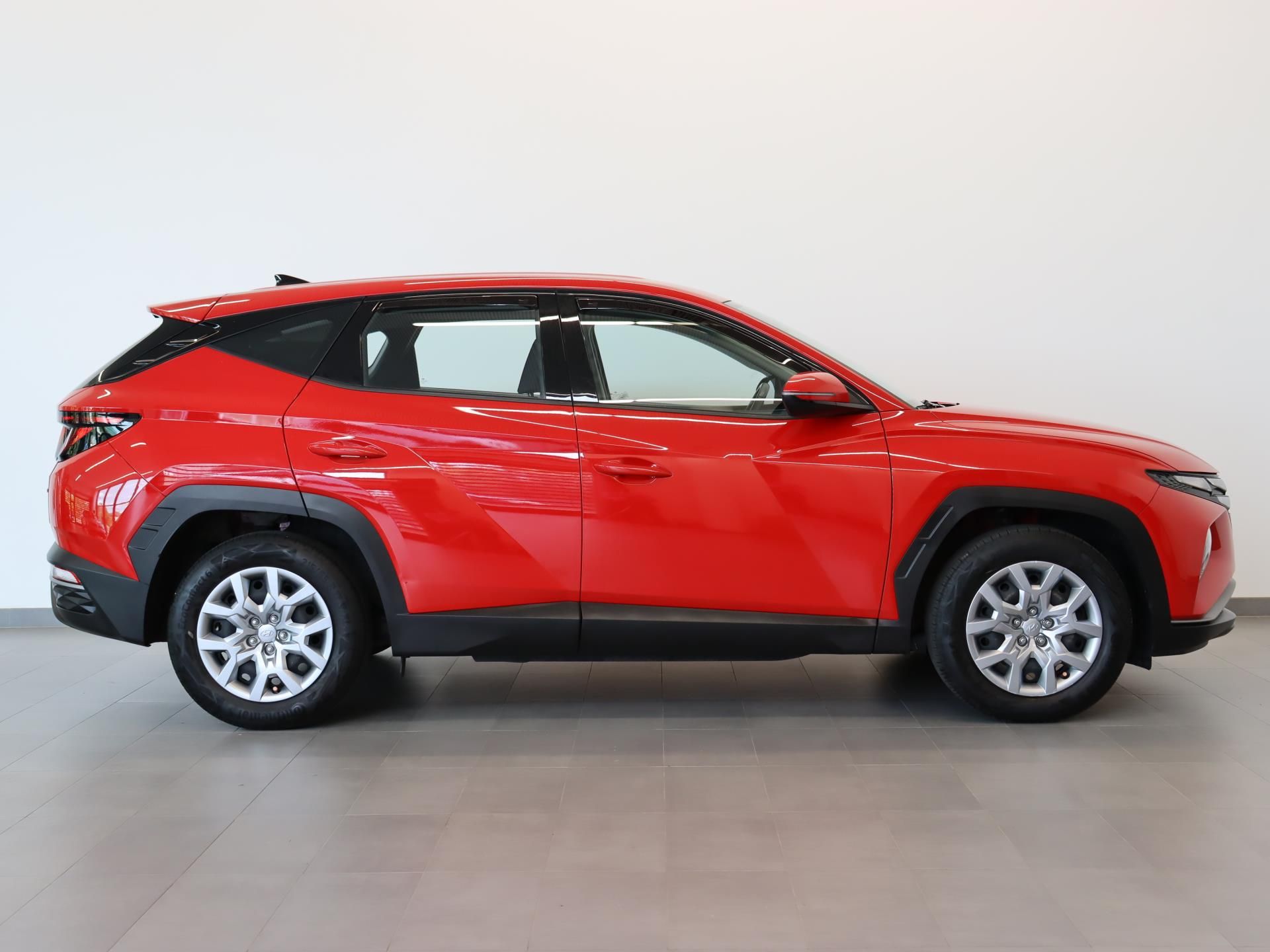 Hyundai Tucson, 1,6 T-GDi COMFORT - fotka 3