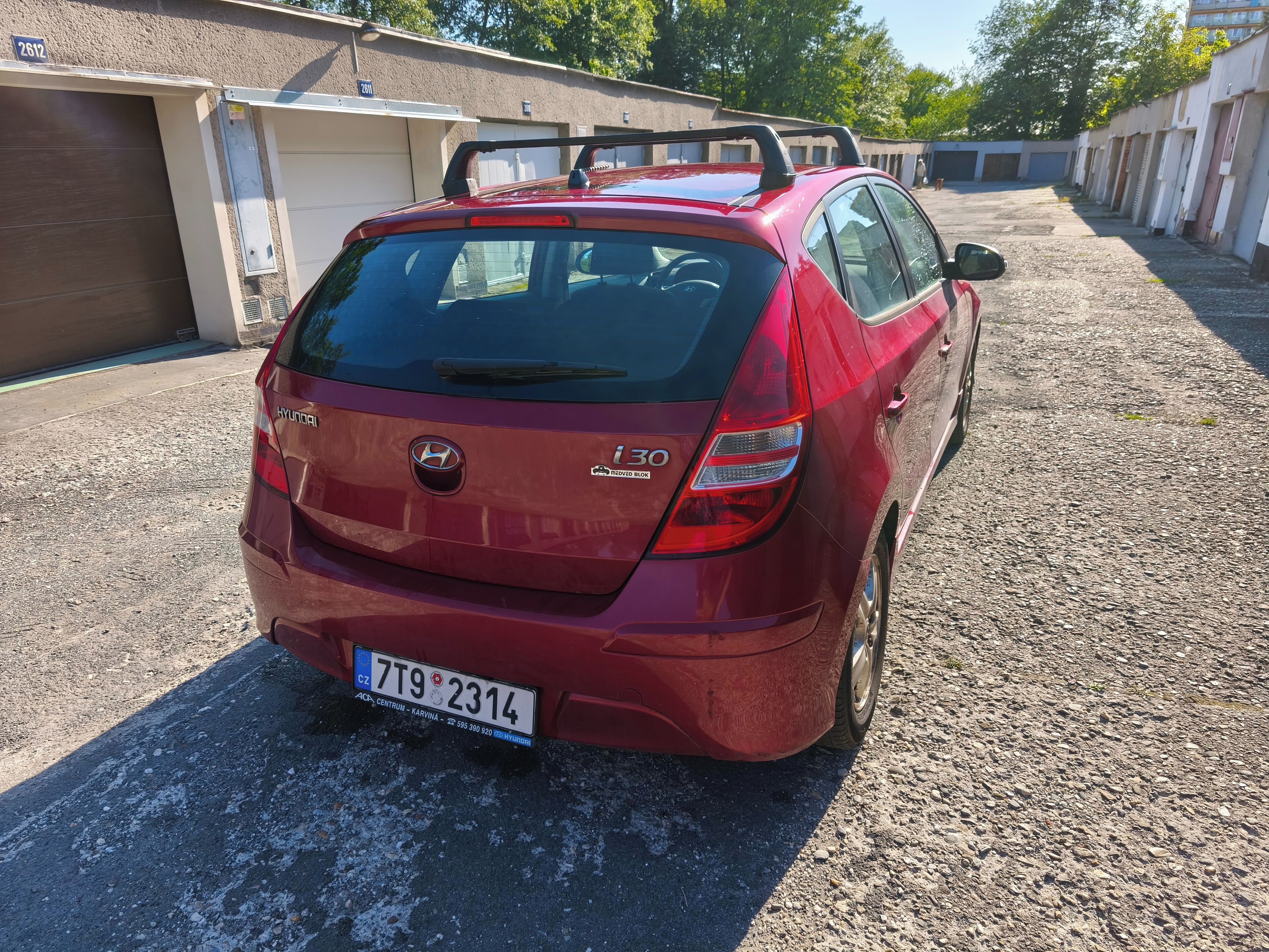 Hyundai i30, 1,4 CVV, benzín - fotka 4