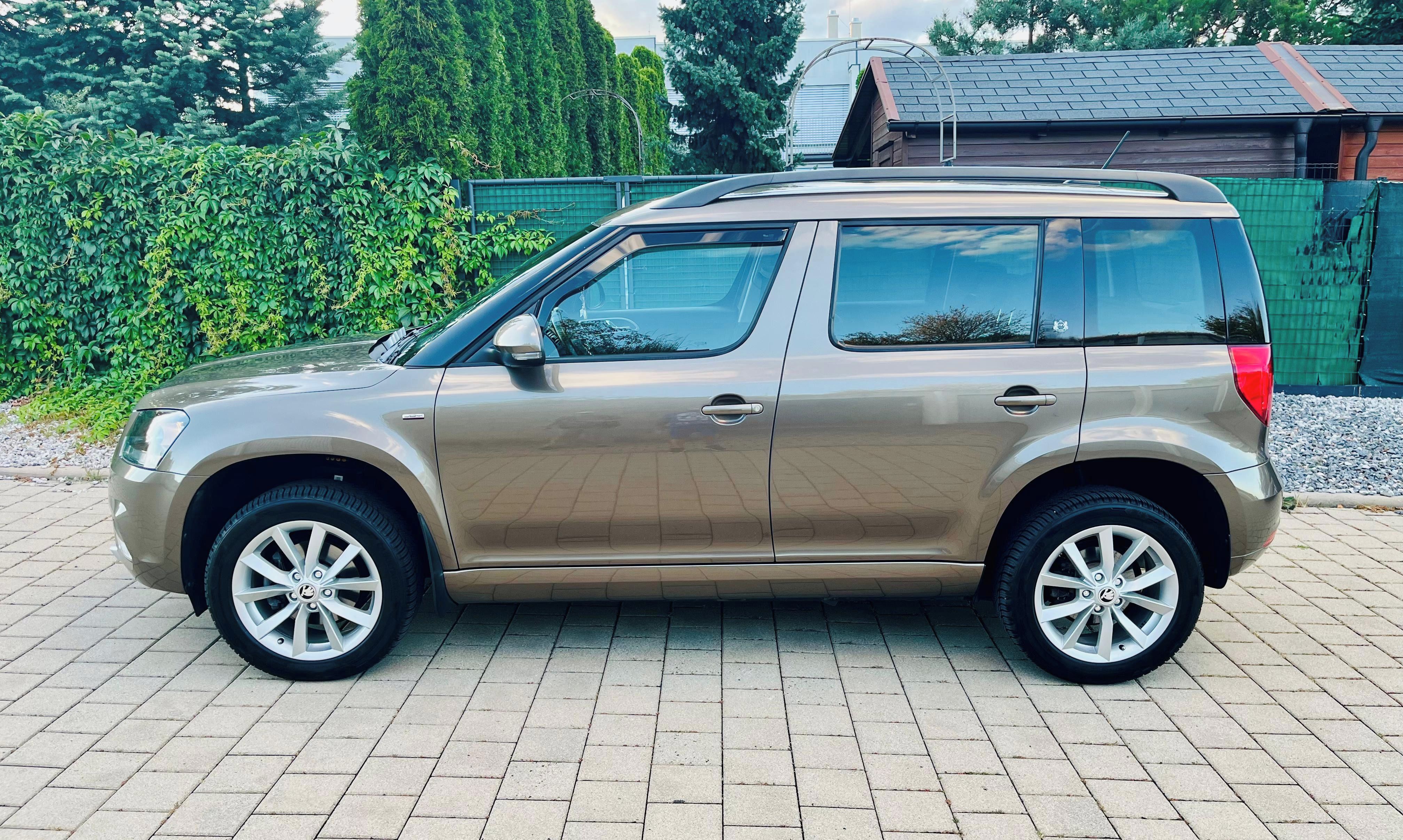 Škoda Yeti, 1.4TSI 4x4 DSG AUTOMAT - fotka 6