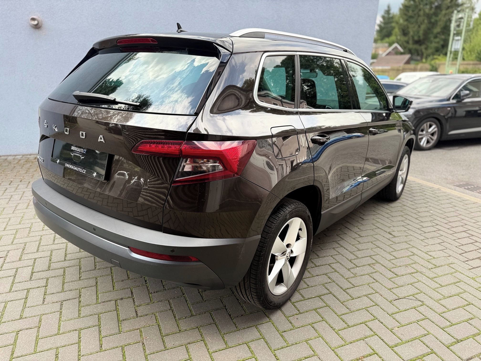 Škoda Karoq, 1,5 TSi 110kw STYLE 1.maj DPH - fotka 4