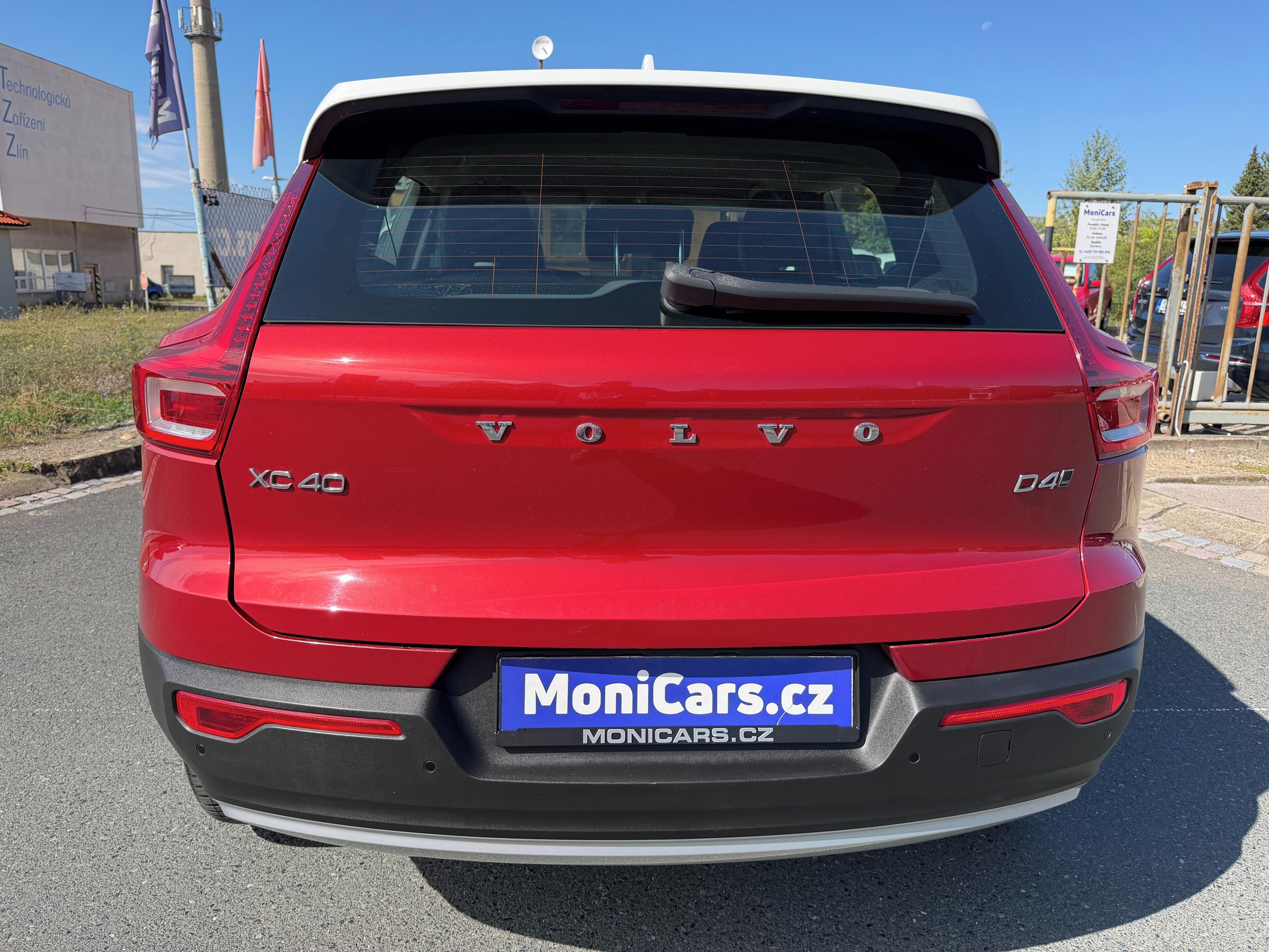 Volvo XC40, 2.0 D4 140kW 4X4, AUTOMAT - fotka 6